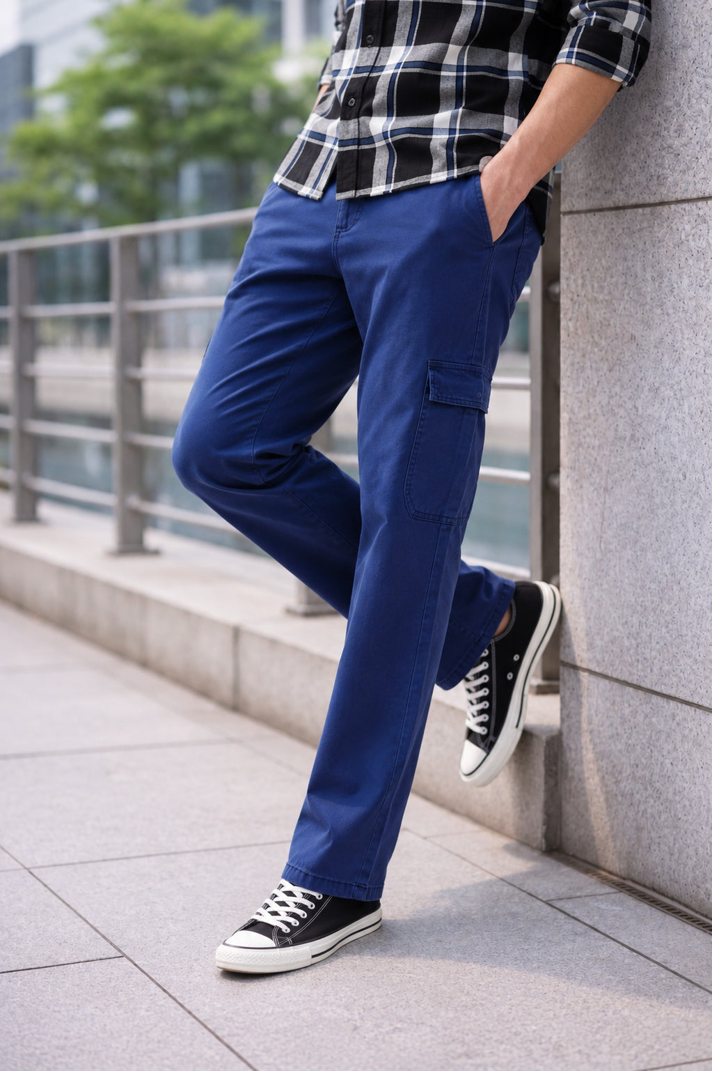 Blue Solid Carpenter Fit Trouser for Men - Image 1