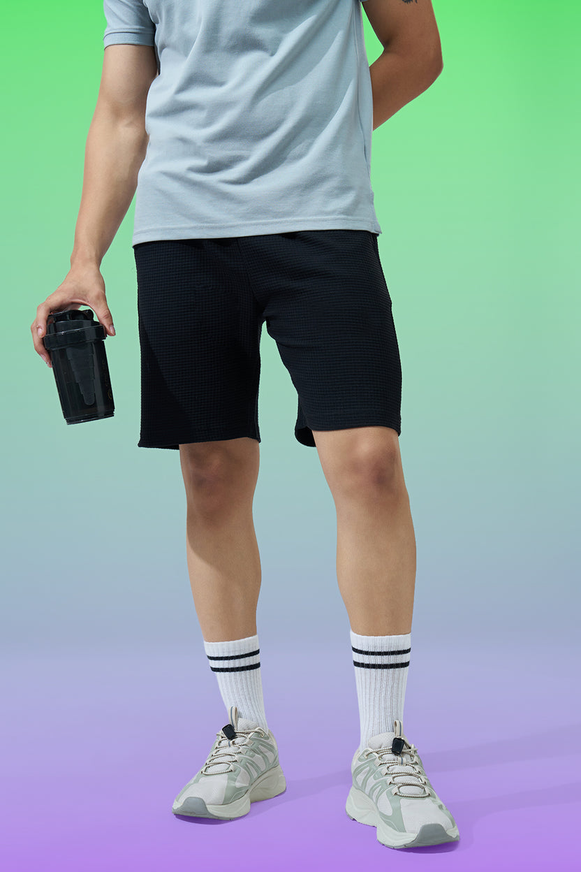 Black Solid Regular Fit Shorts For Men - Image 1