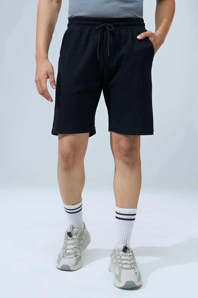 Black Solid Regular Fit Shorts for Men - Image 2