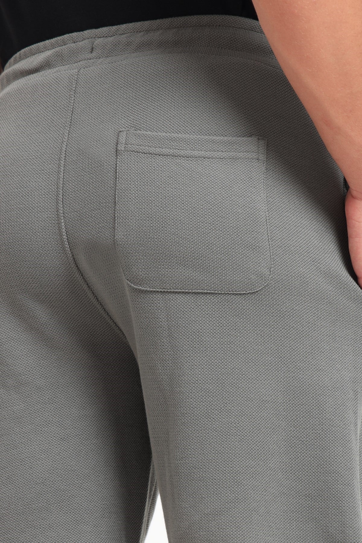 Grey Solid Regular Fit Shorts for Men - Image 4