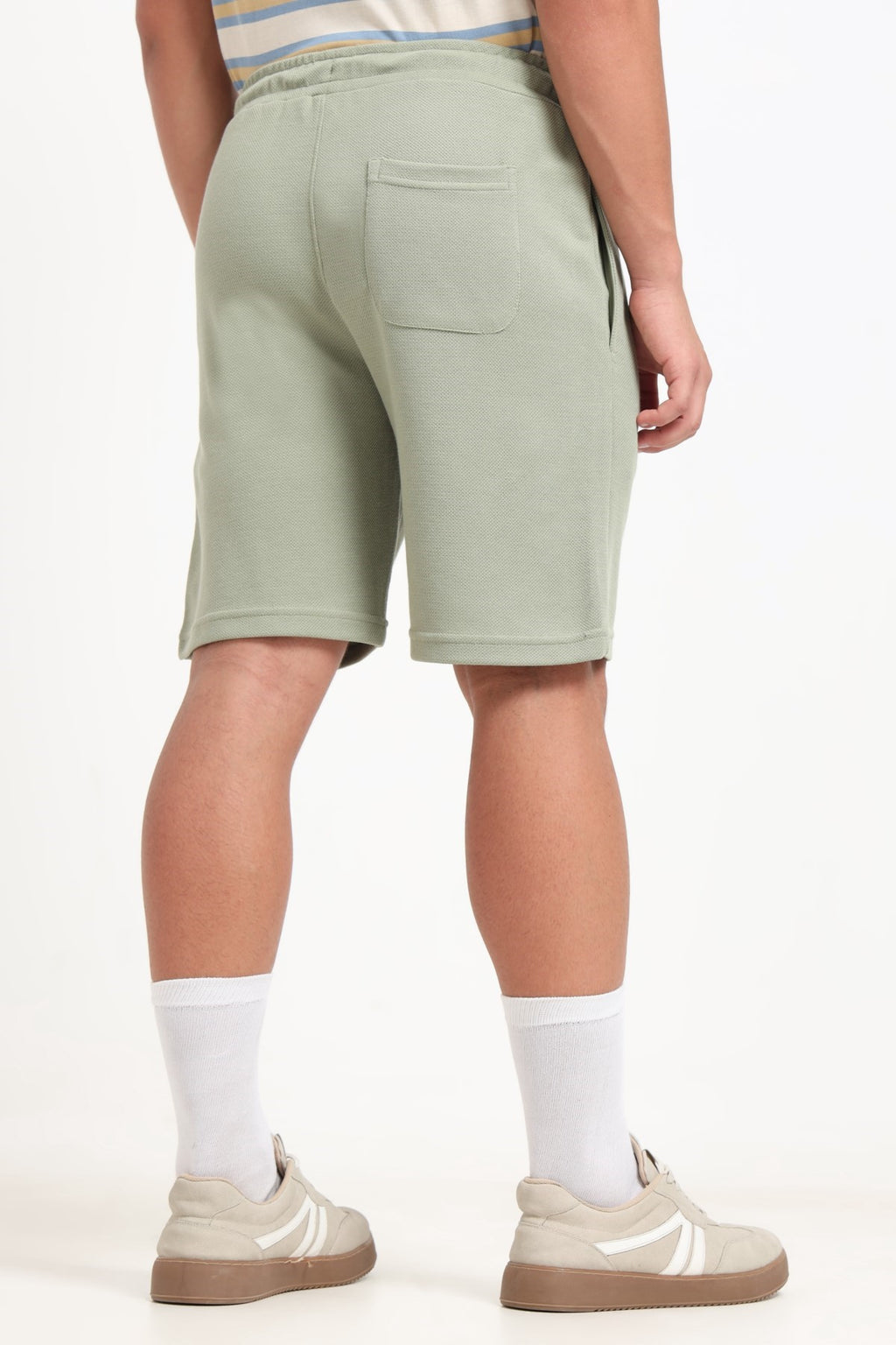 Light Green Solid Regular Fit Shorts for Men - Image 5