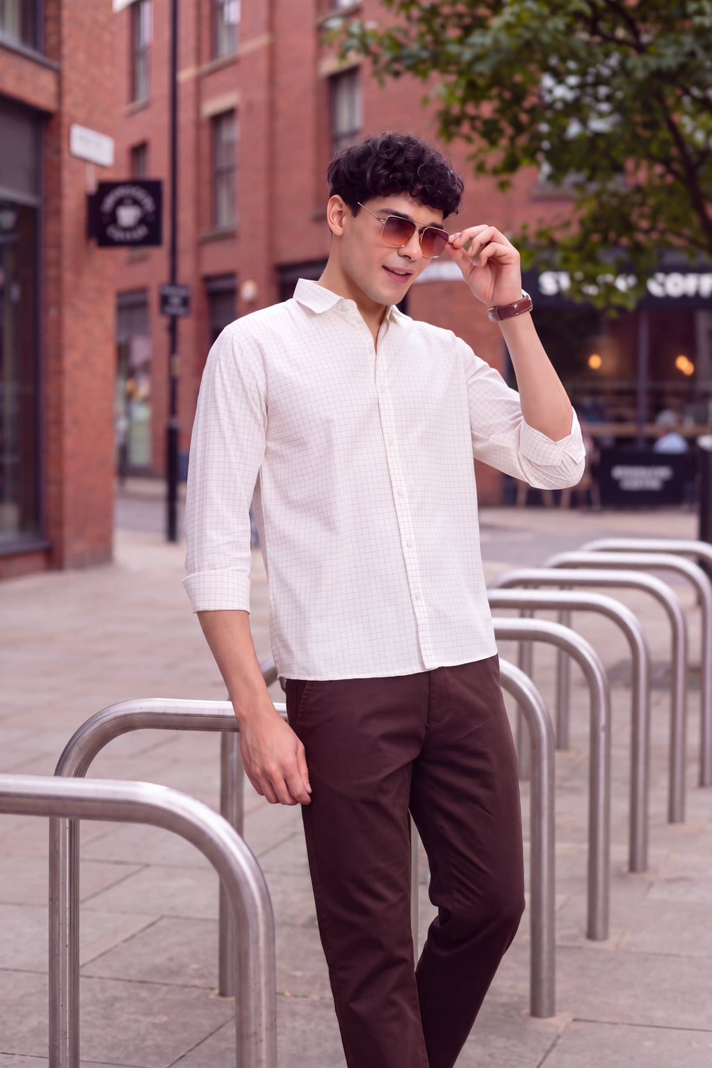 Off White Cotton Blend Regular Fit Shirt for Men - Image 1