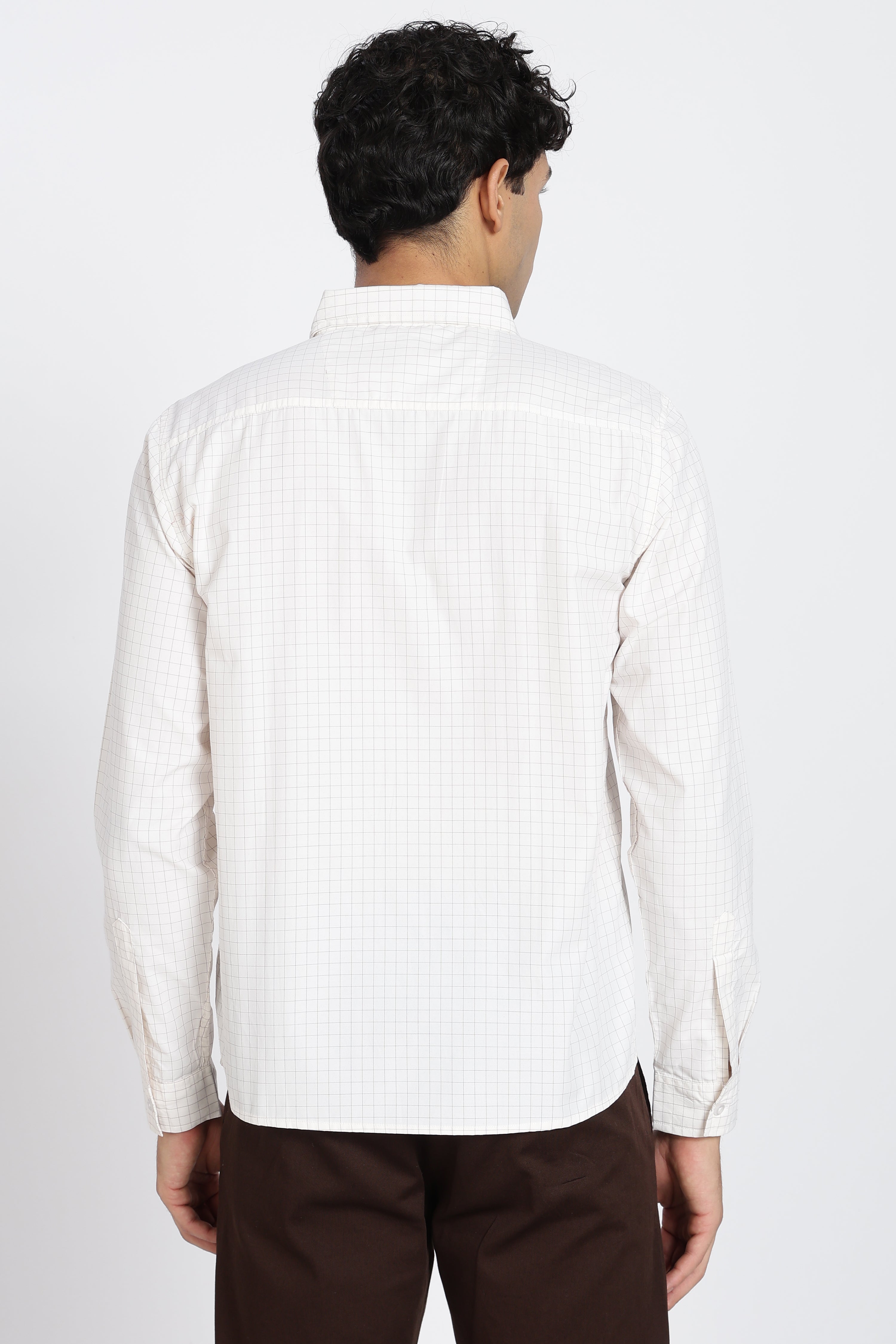 Off White Cotton Blend Regular Fit Shirt for Men - Image 5