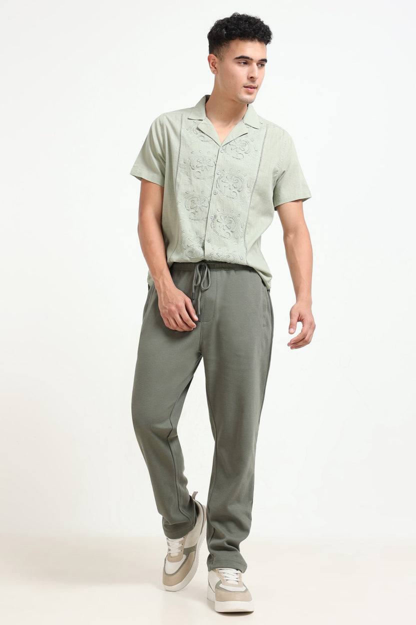 Olive Solid Regular Fit Joggers For Men - Image 6
