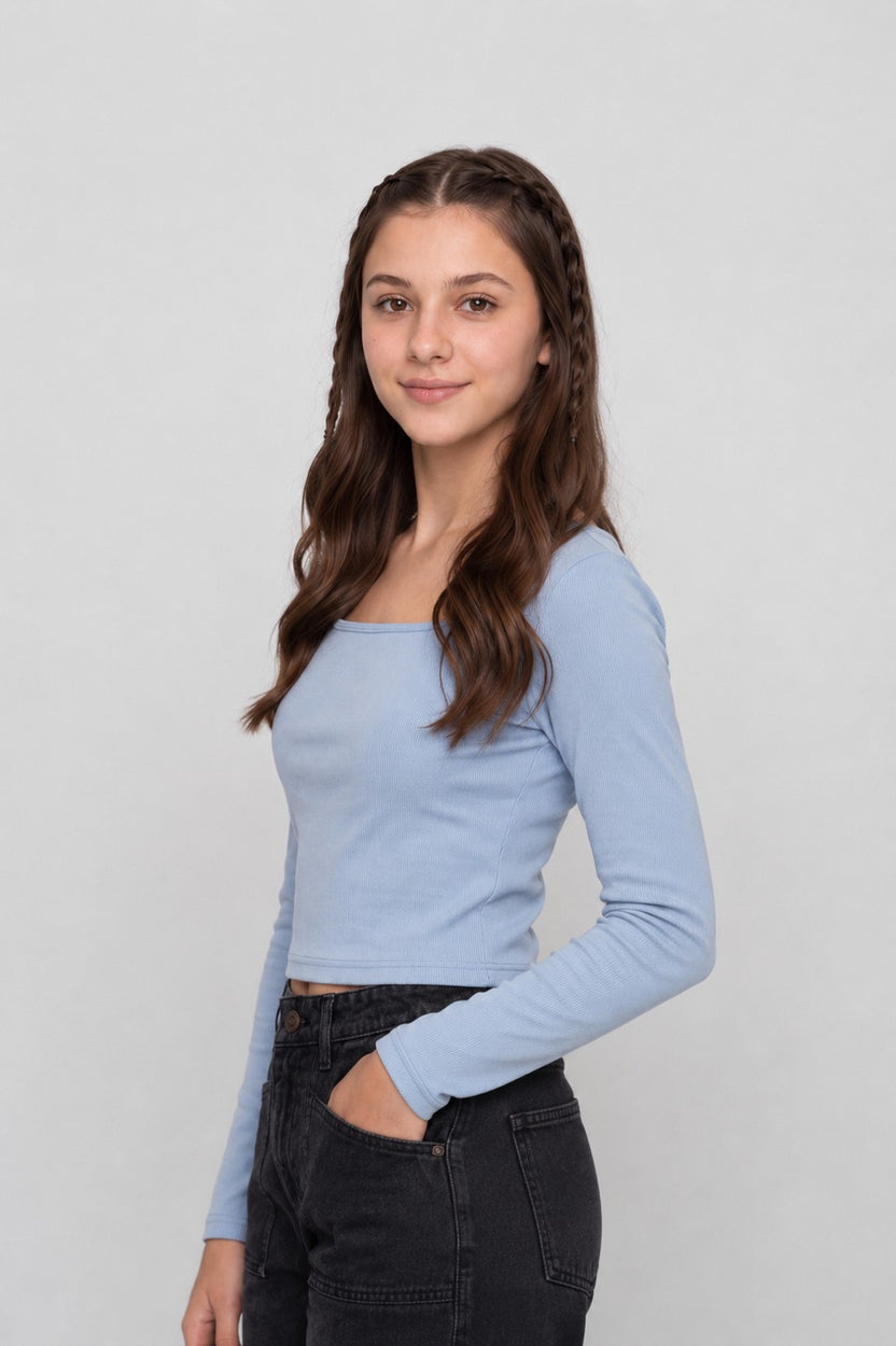Blue Solid Regular Fit Top For Women - Image 4