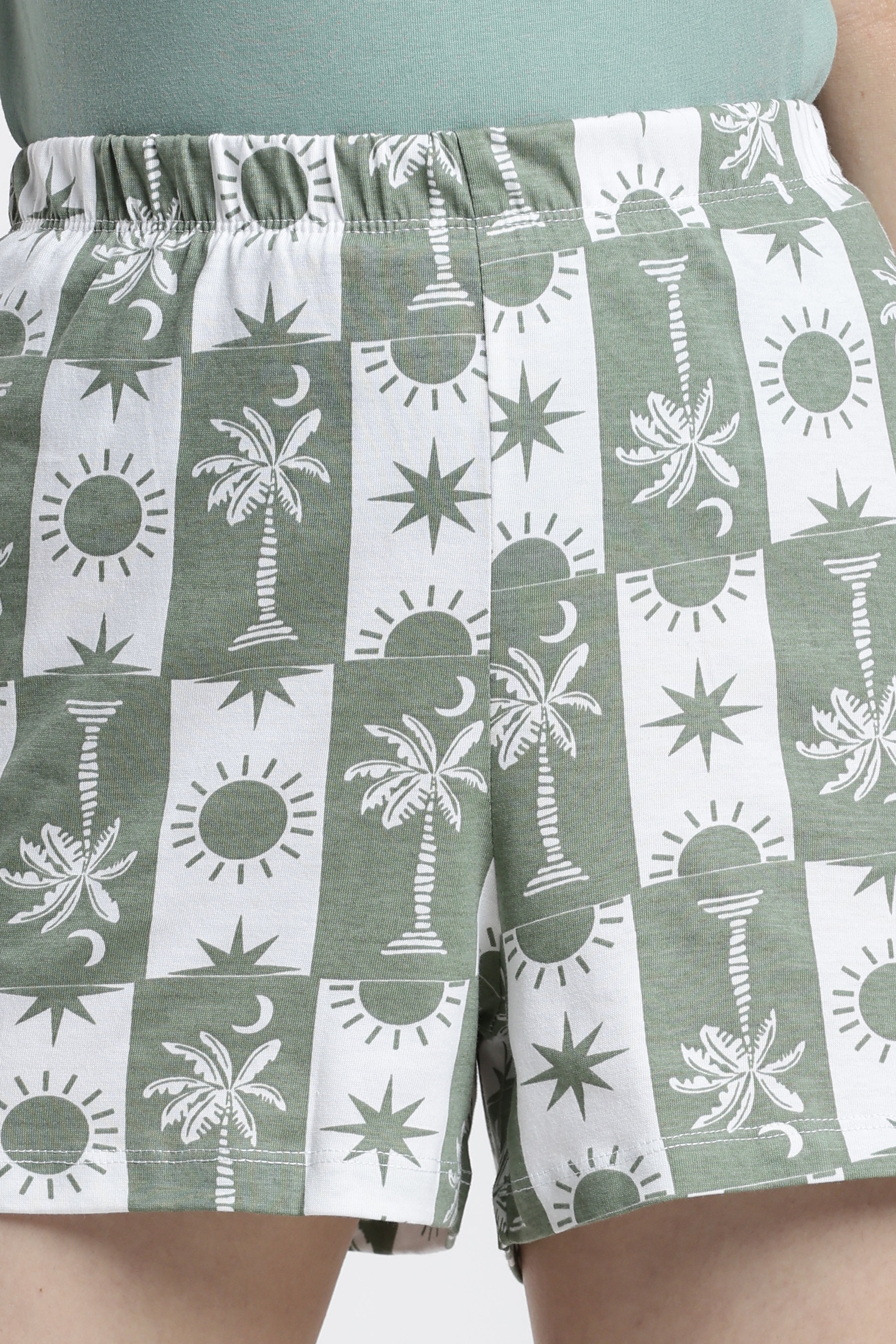 Green Tropical Theme Relaxed Fit Shorts for Women - Image 3