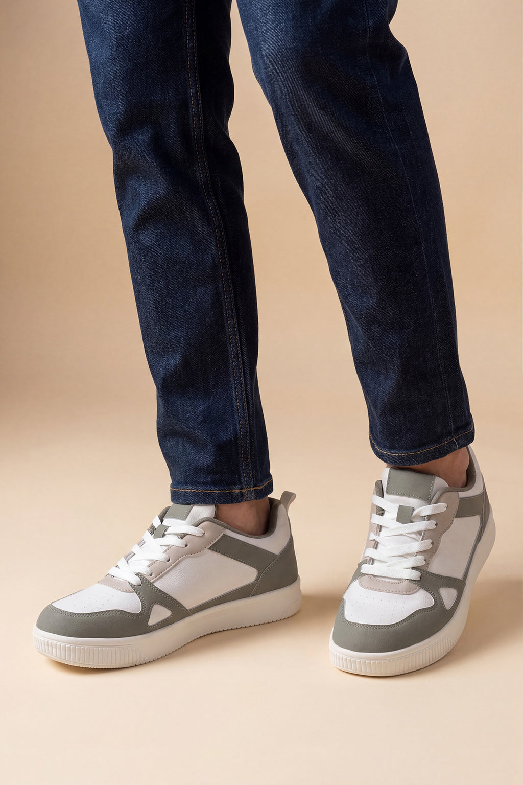 Sage Colourblocked Sneakers for Men - Image 1