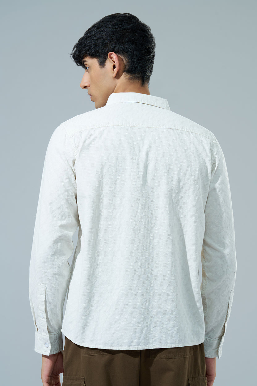 Off White Textured Regular Fit Casual Shirt For Men - Image 5