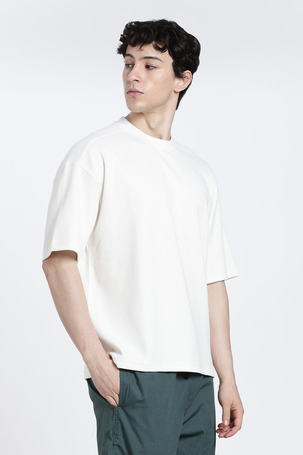Off White Solid Oversized Fit T-Shirt for Men - Image 4