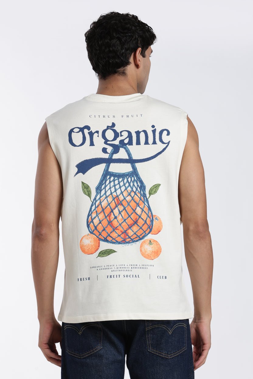 Off White Graphic Printed Regular Fit T-Shirt for Men - Image 5