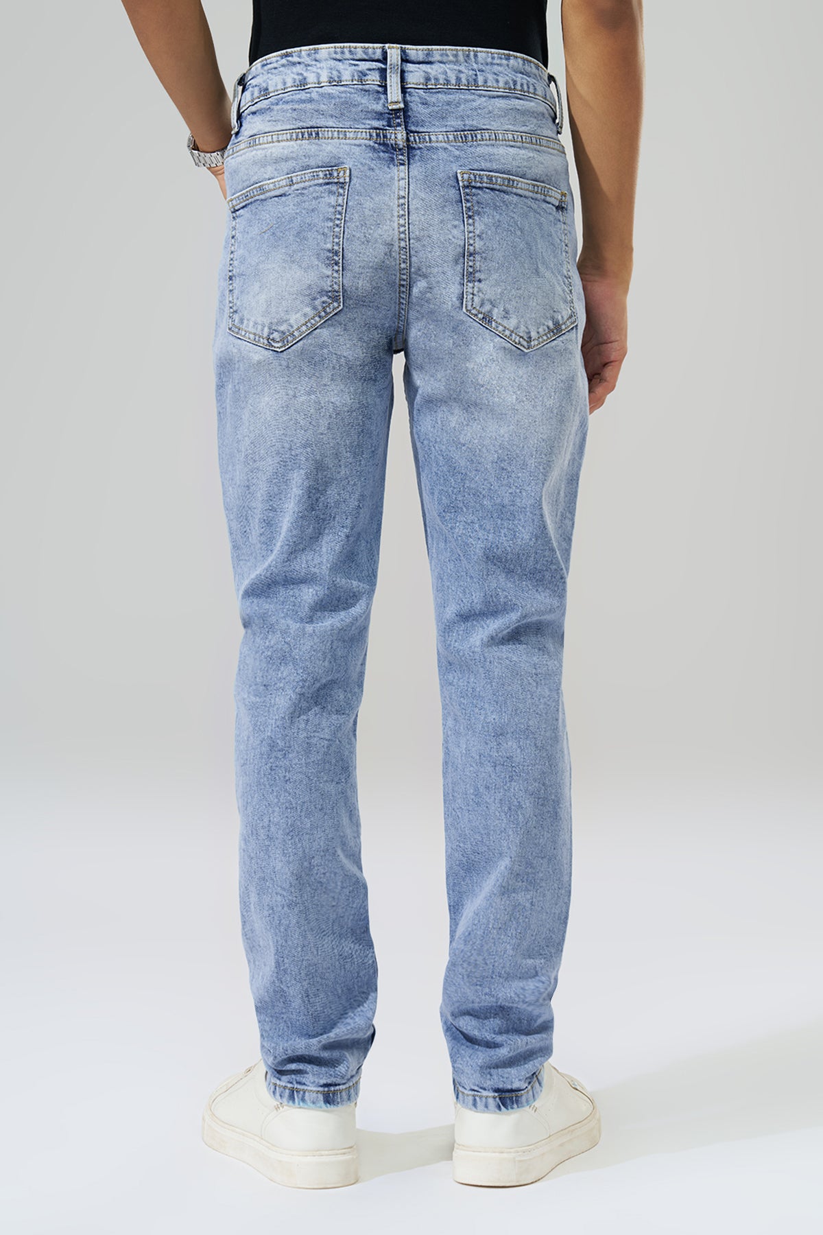 Light Blue Washed Carrot Fit Jeans for Men - Image 5