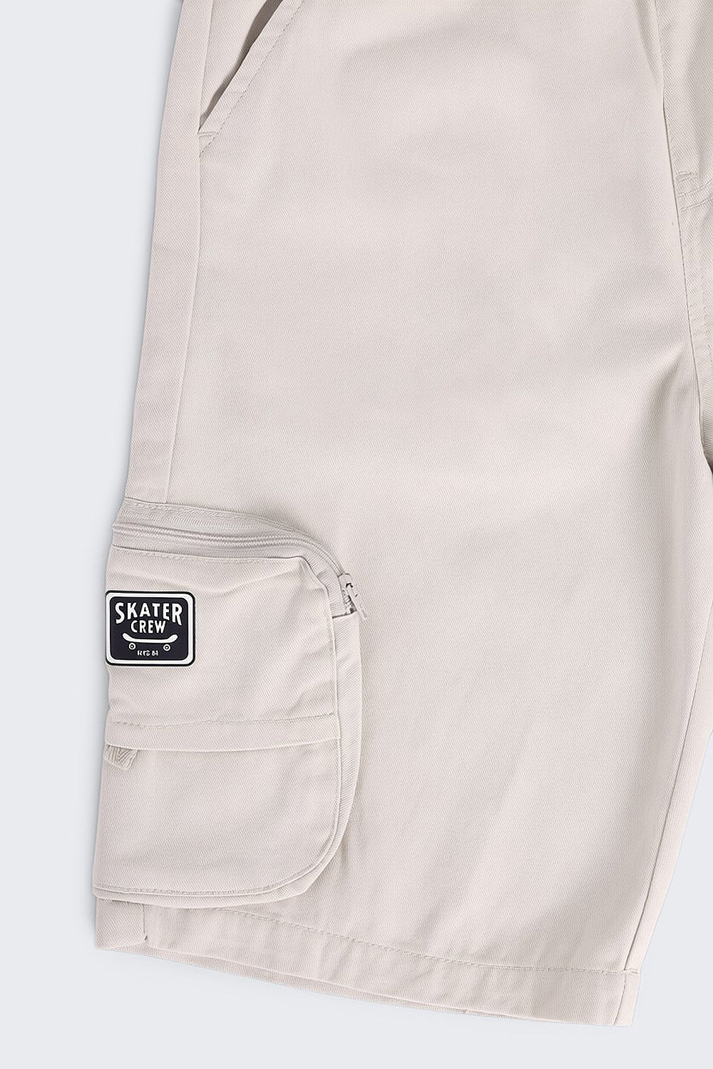 Off White Solid Cargo Shorts with Pockets - Image 4