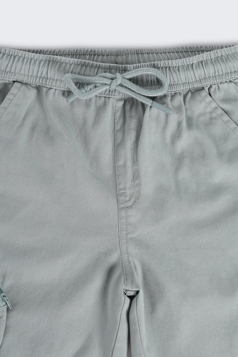 Olive Solid Regular Fit Shorts - Image 5