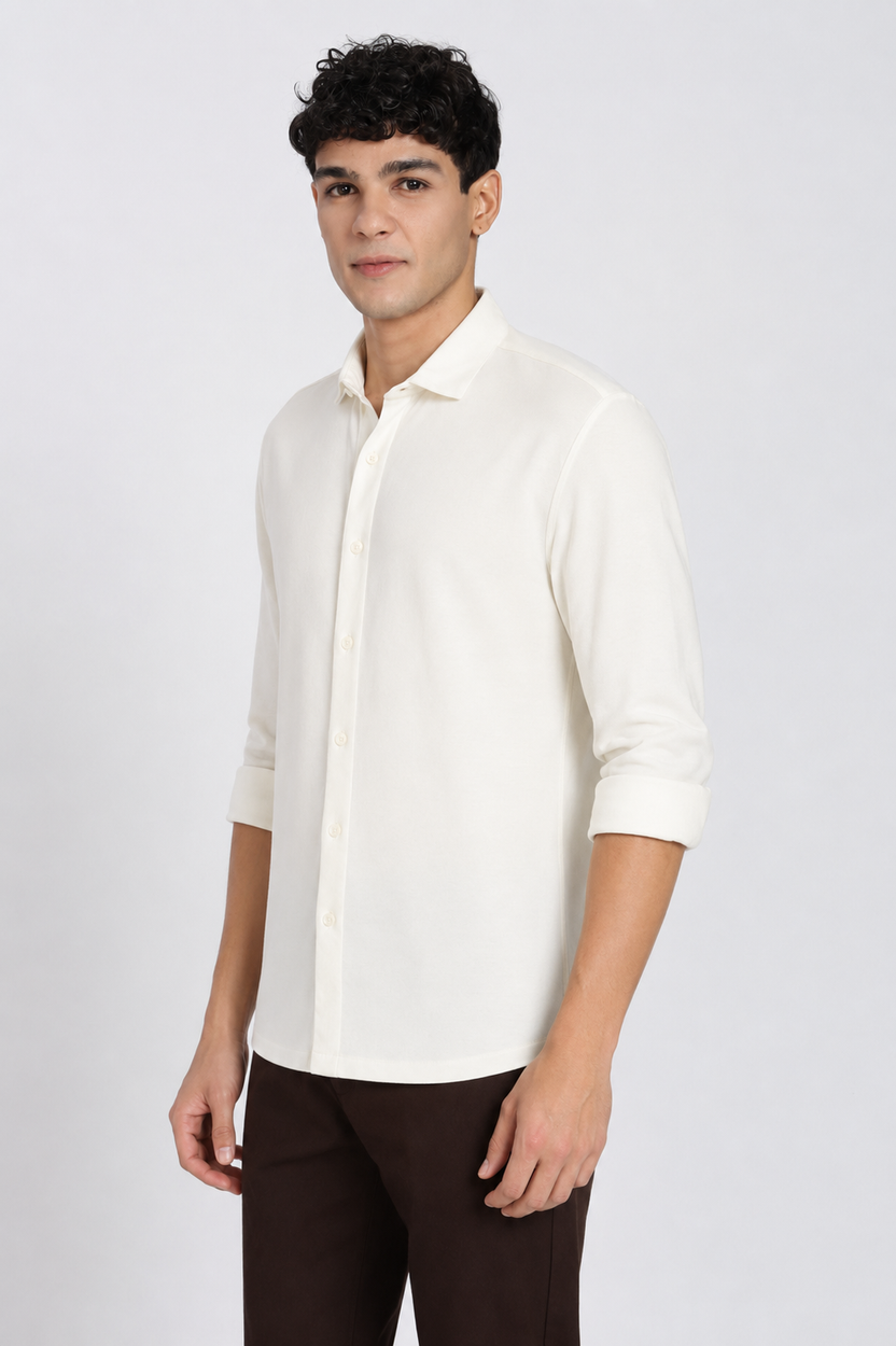 Off White Solid Regular Fit Casual Shirt for Men - Image 4