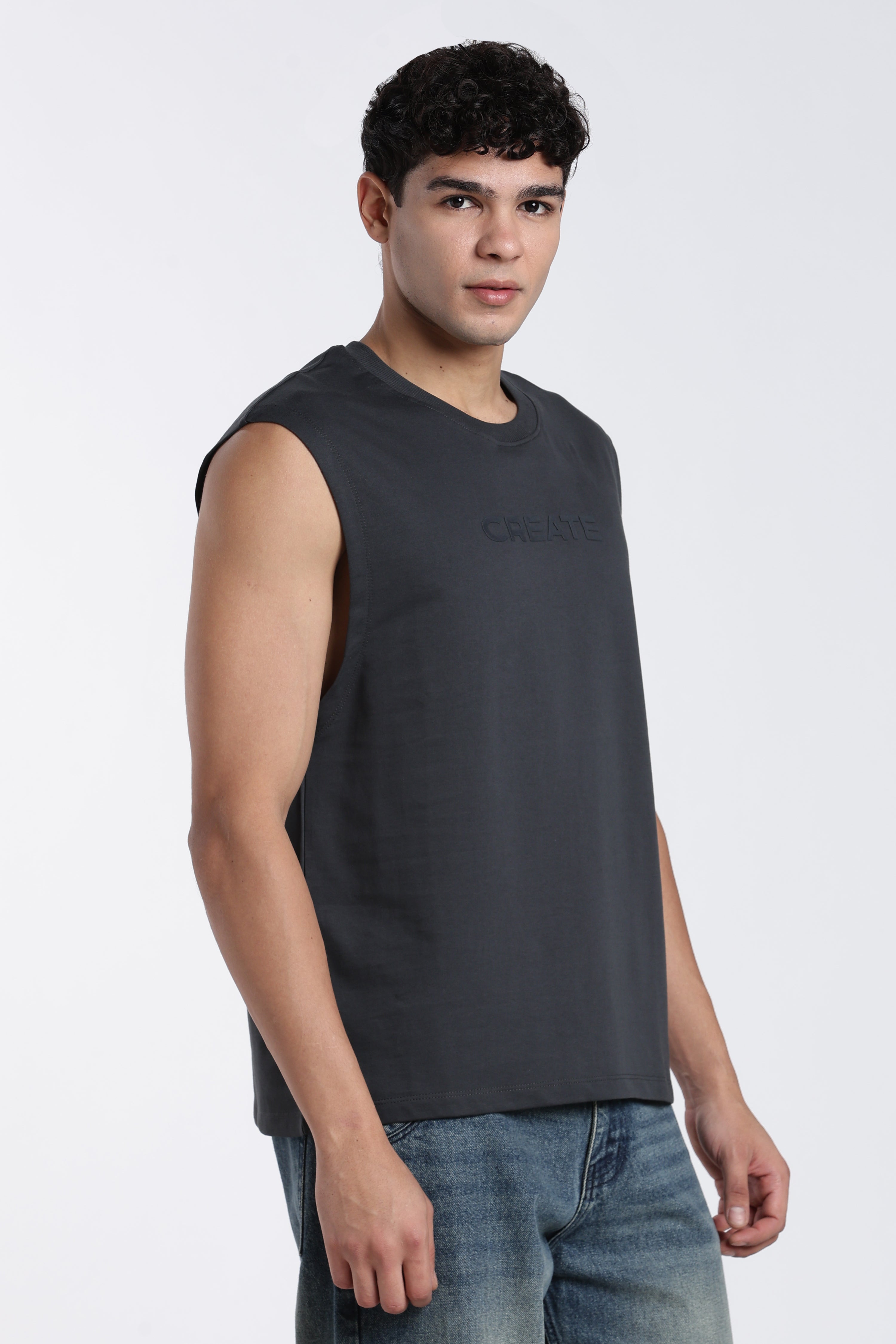 Grey Embossed Oversized Fit Sleeveless T-Shirt for Men - Image 4