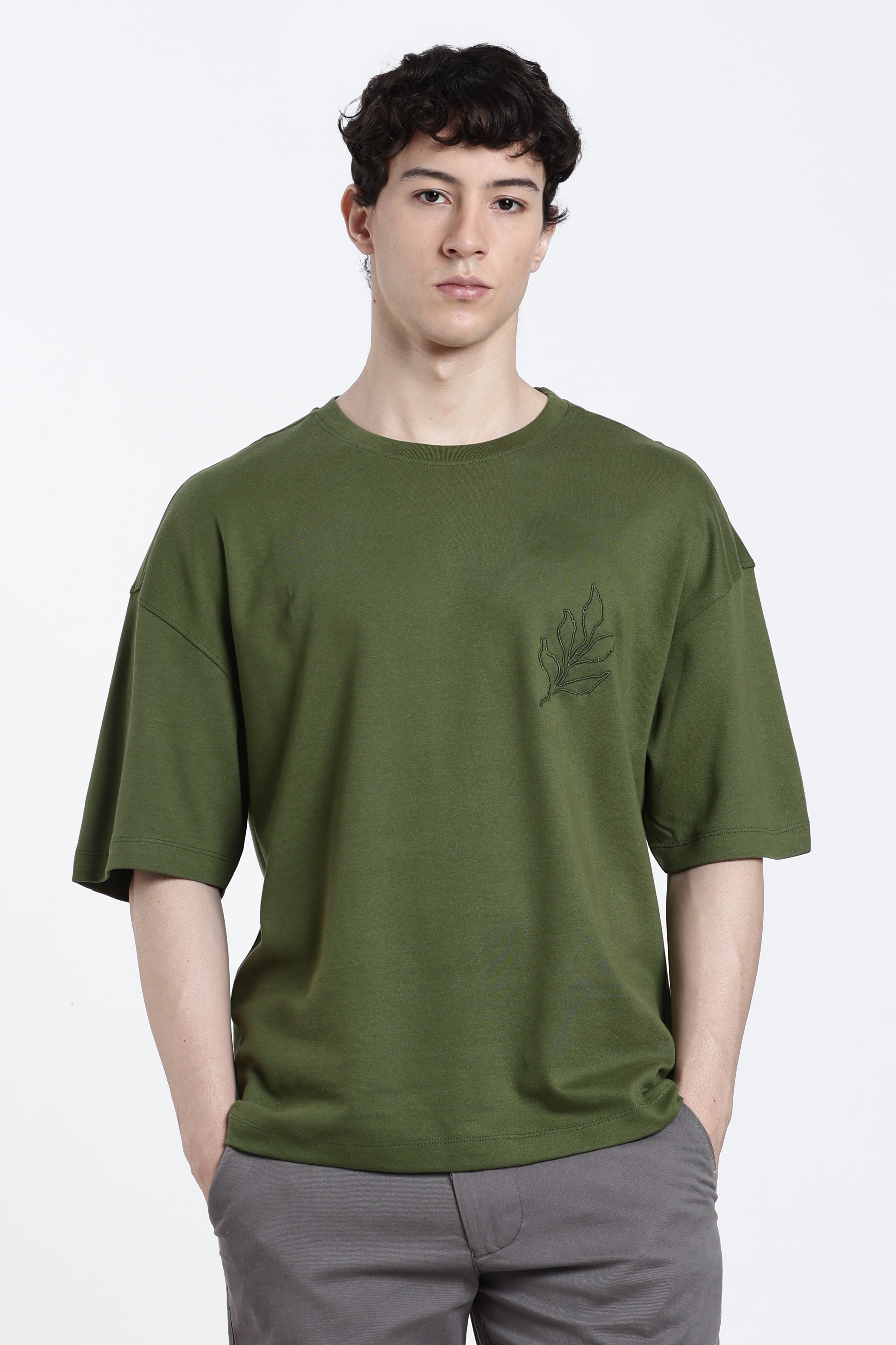 Olive Graphic Printed Regular Fit T-Shirt for Men - Image 2