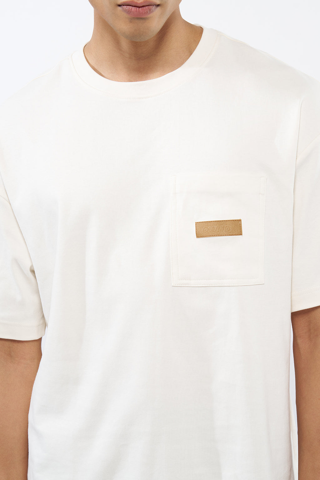 Off White Solid Regular Fit T-Shirt for Men - Image 2