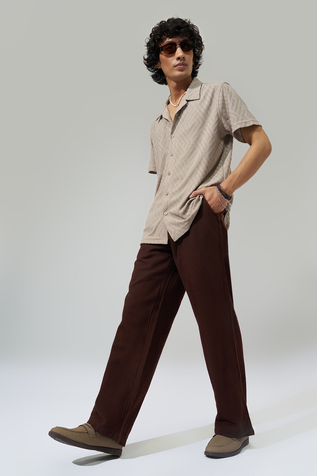 Beige Geometric Pattern Shirt for Men - Image 6