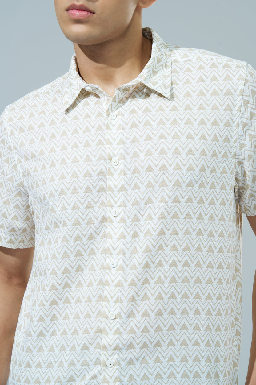 Beige Printed Regular Fit Casual Shirt for Men - Image 3