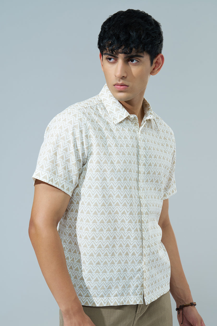 Beige Printed Regular Fit Casual Shirt for Men - Image 4