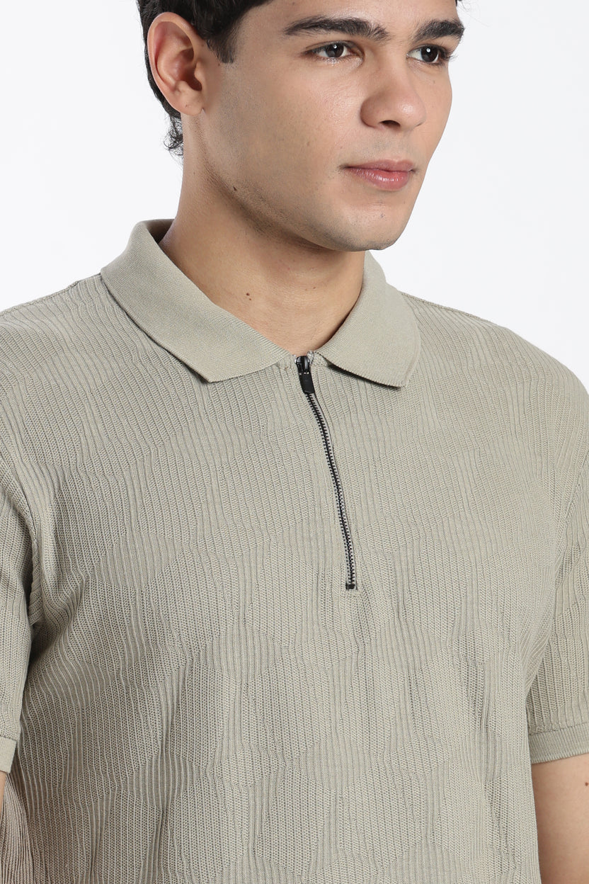 Green Textured Regular Fit Polo T-Shirt For Men - Image 3