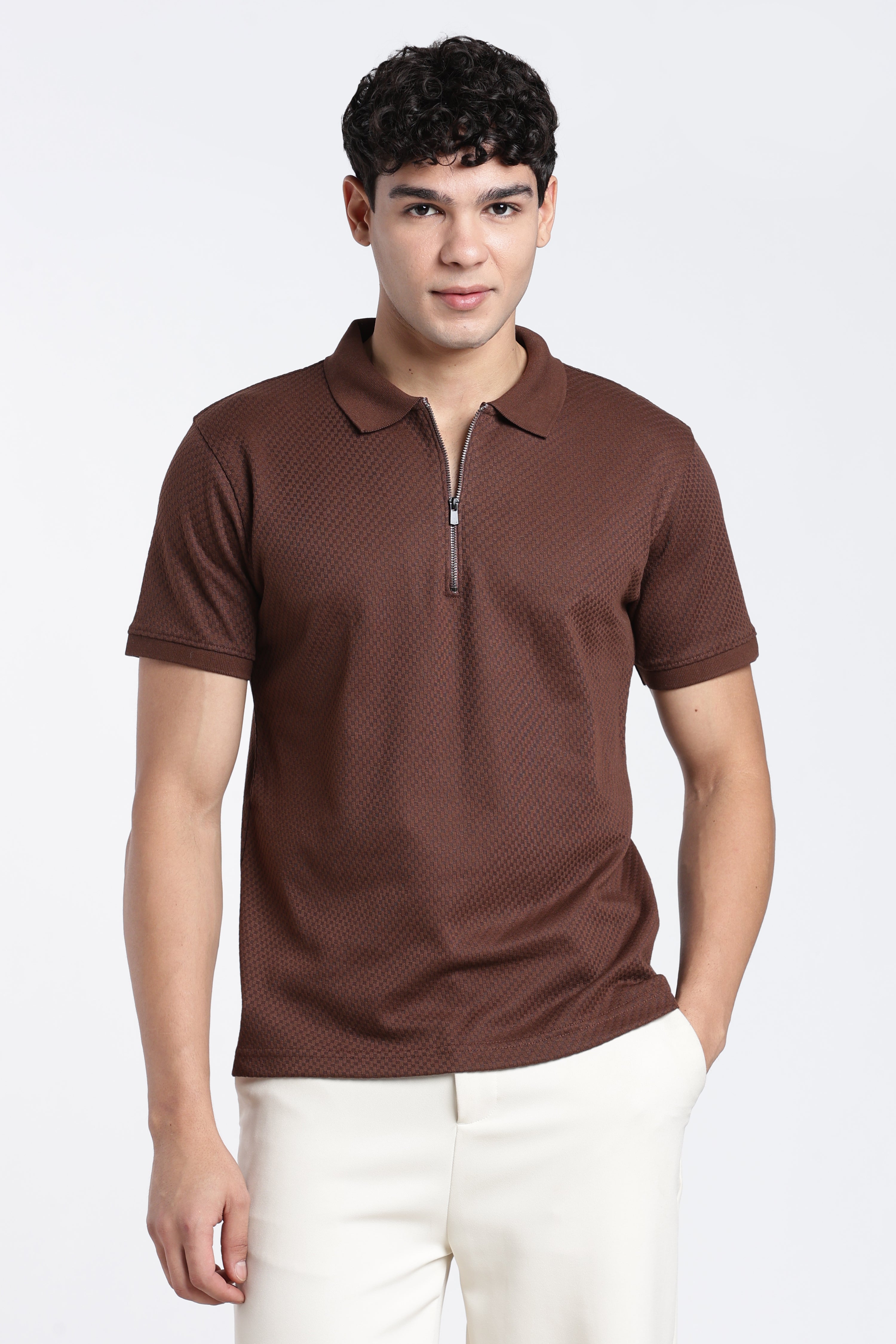 Maroon Textured Regular Fit Polo T-Shirt for Men - Image 2