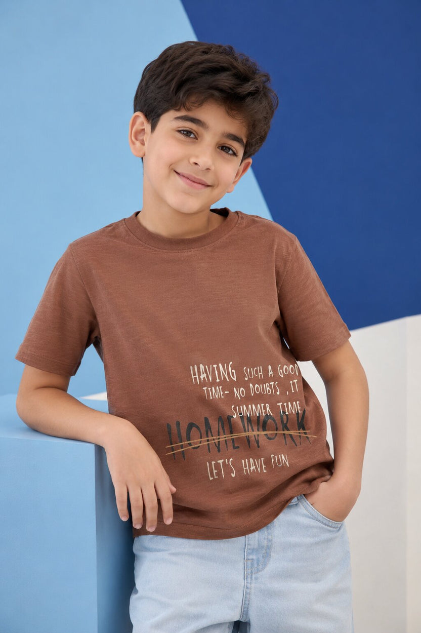 Brown High‑Low Hem Graphic T‑Shirt for Tweens Boys - Image 1