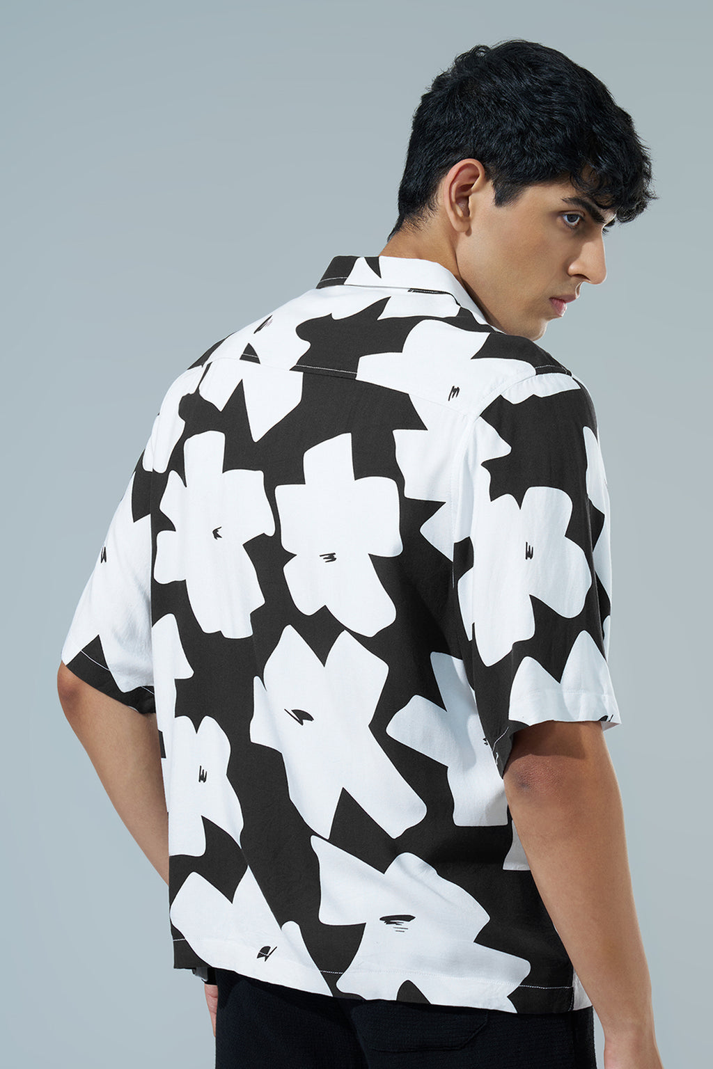 Black Printed Regular Fit Casual Shirt for Men - Image 5