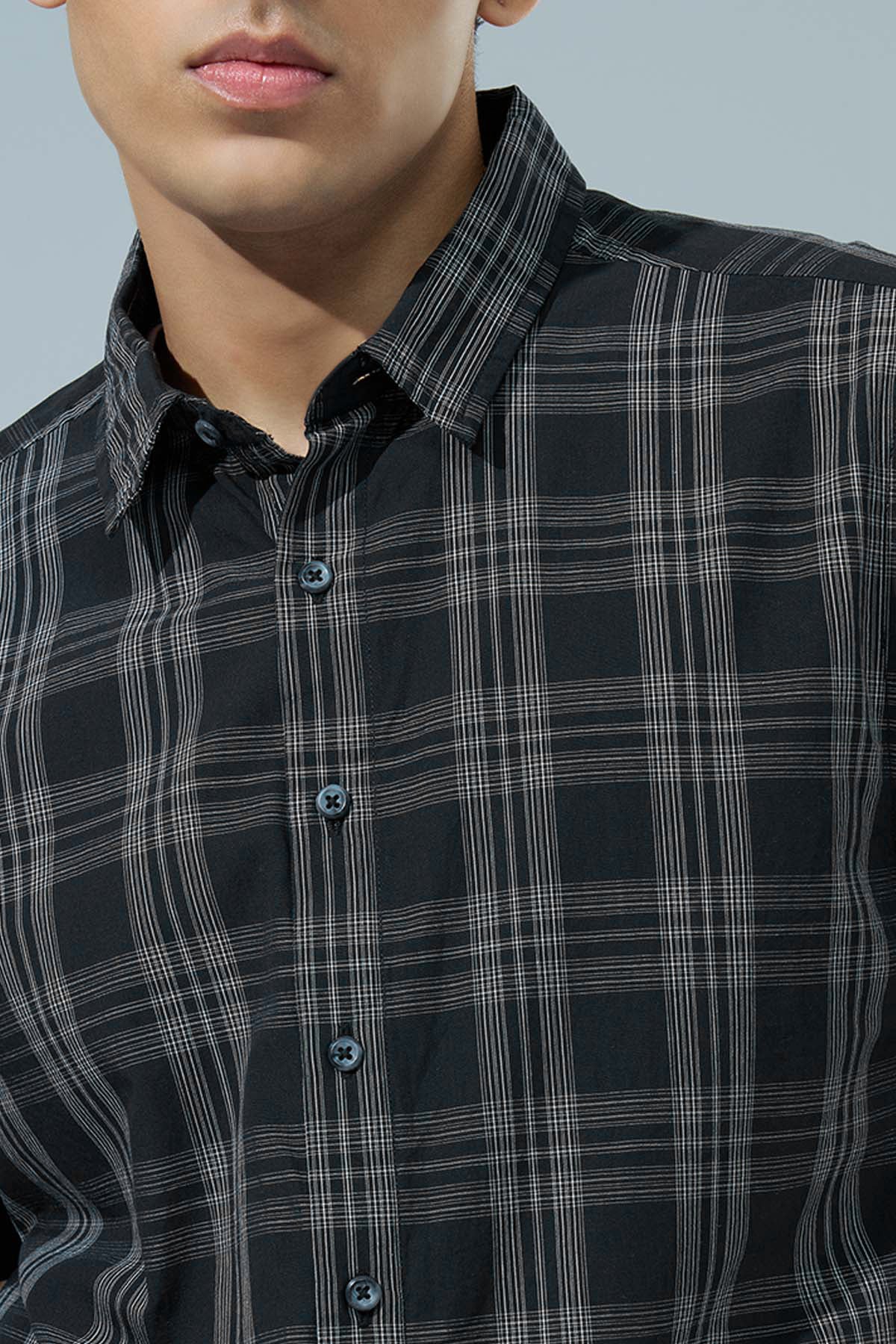 Black Checked Regular Fit Casual Shirt for Men - Image 3