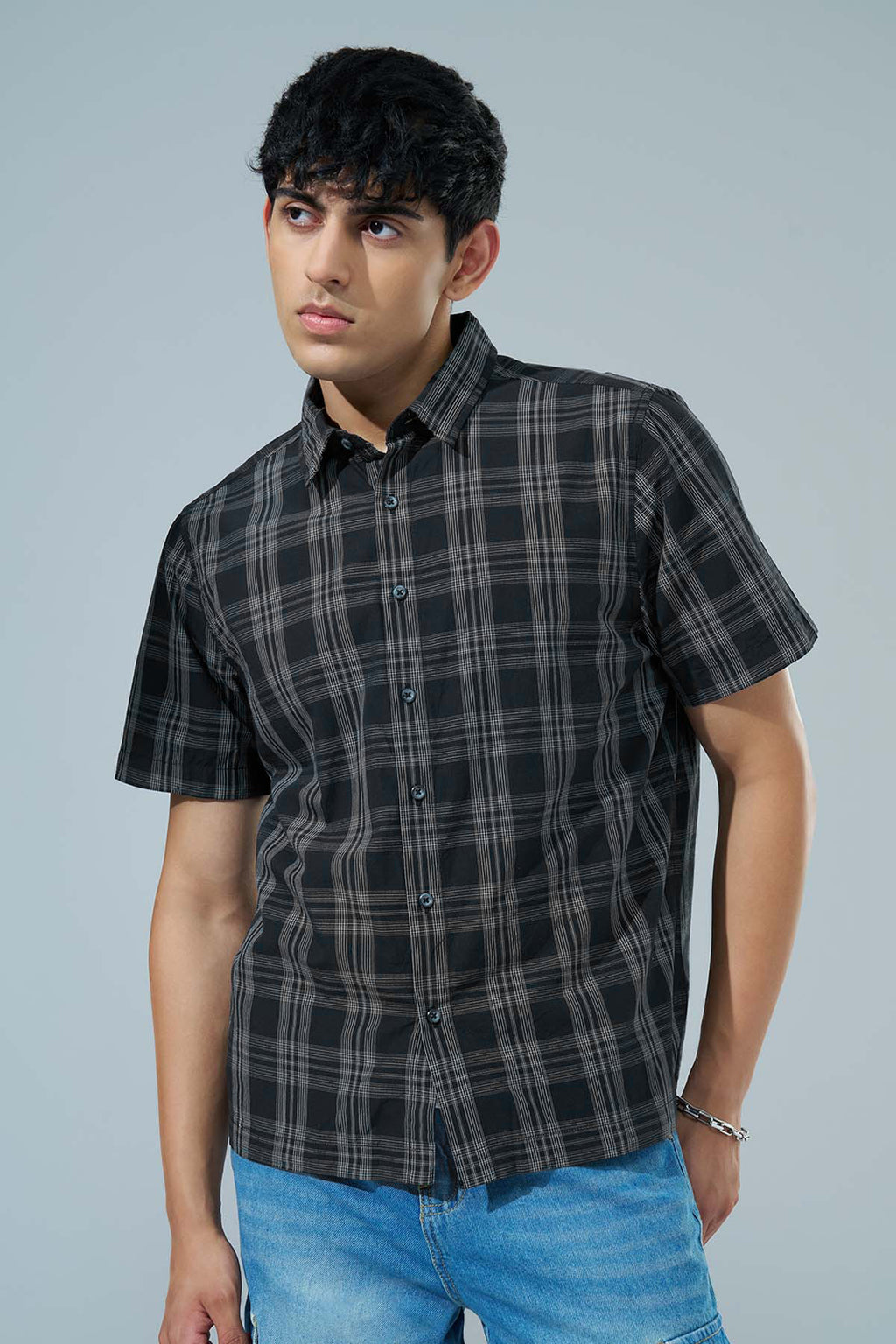 Black Checked Regular Fit Casual Shirt for Men - Image 2
