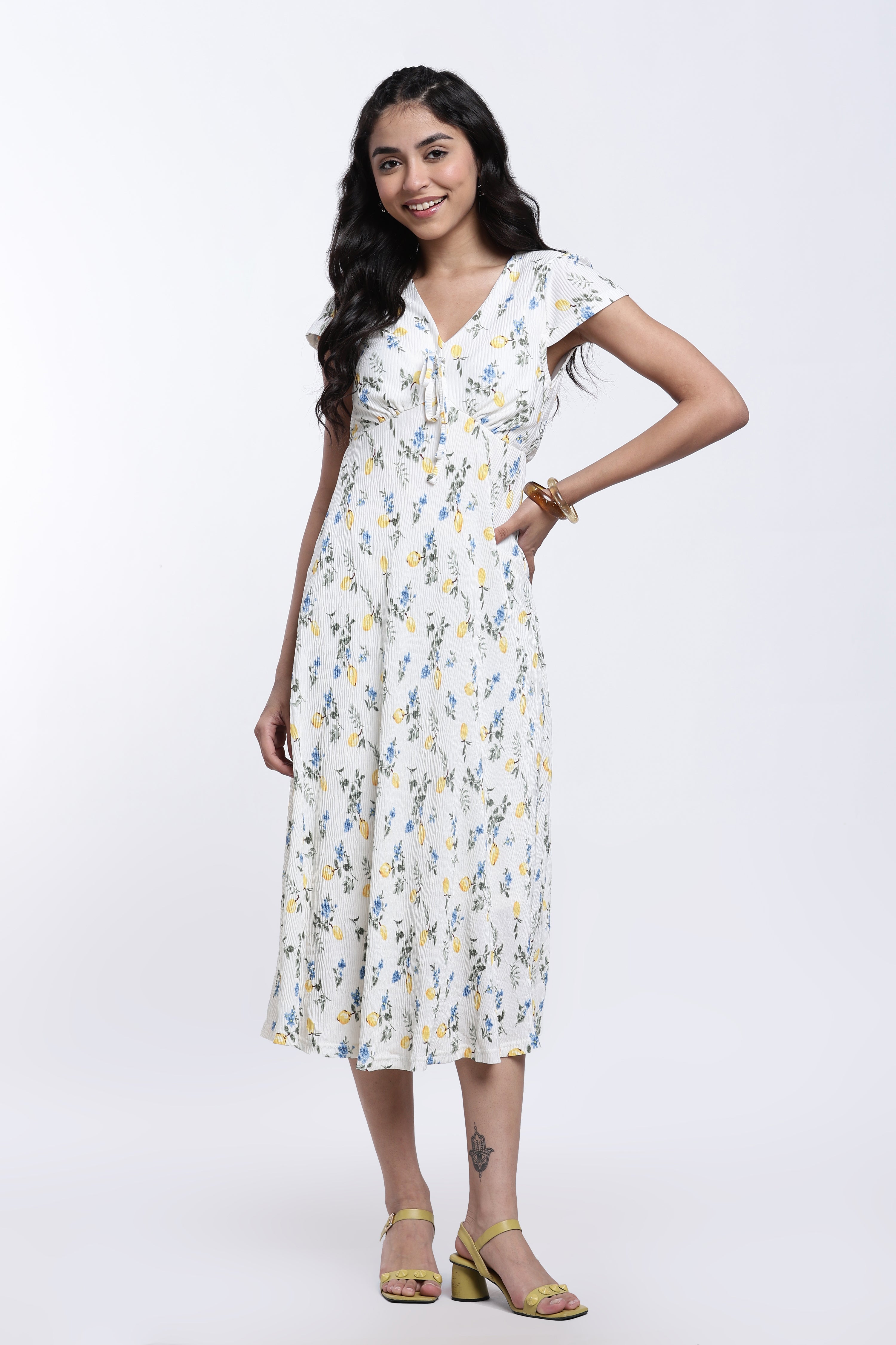 Off White Floral Design Regular Fit Dress for Women - Image 6