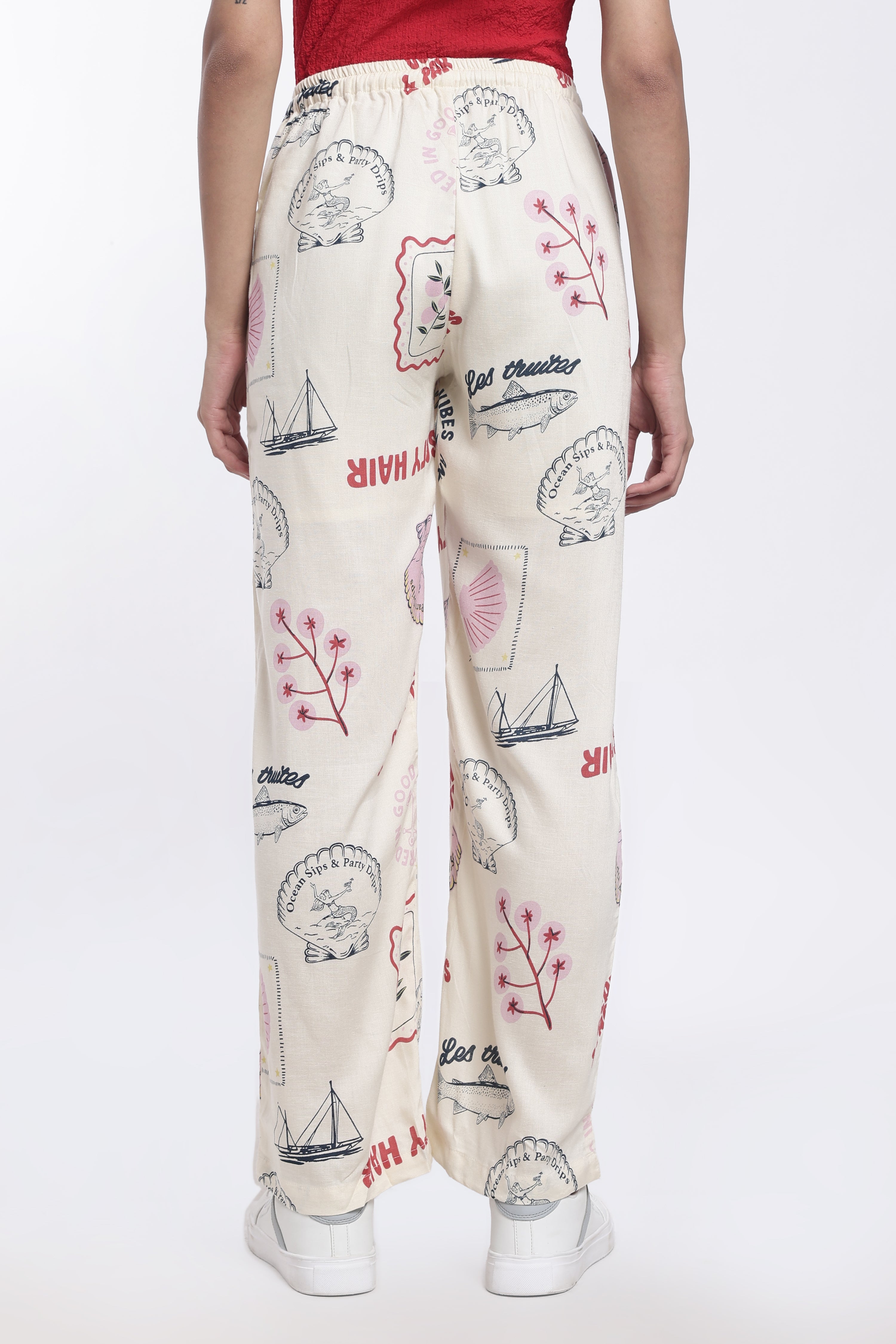 Cream Graphic Printed Regular Fit Trouser for Women - Image 5