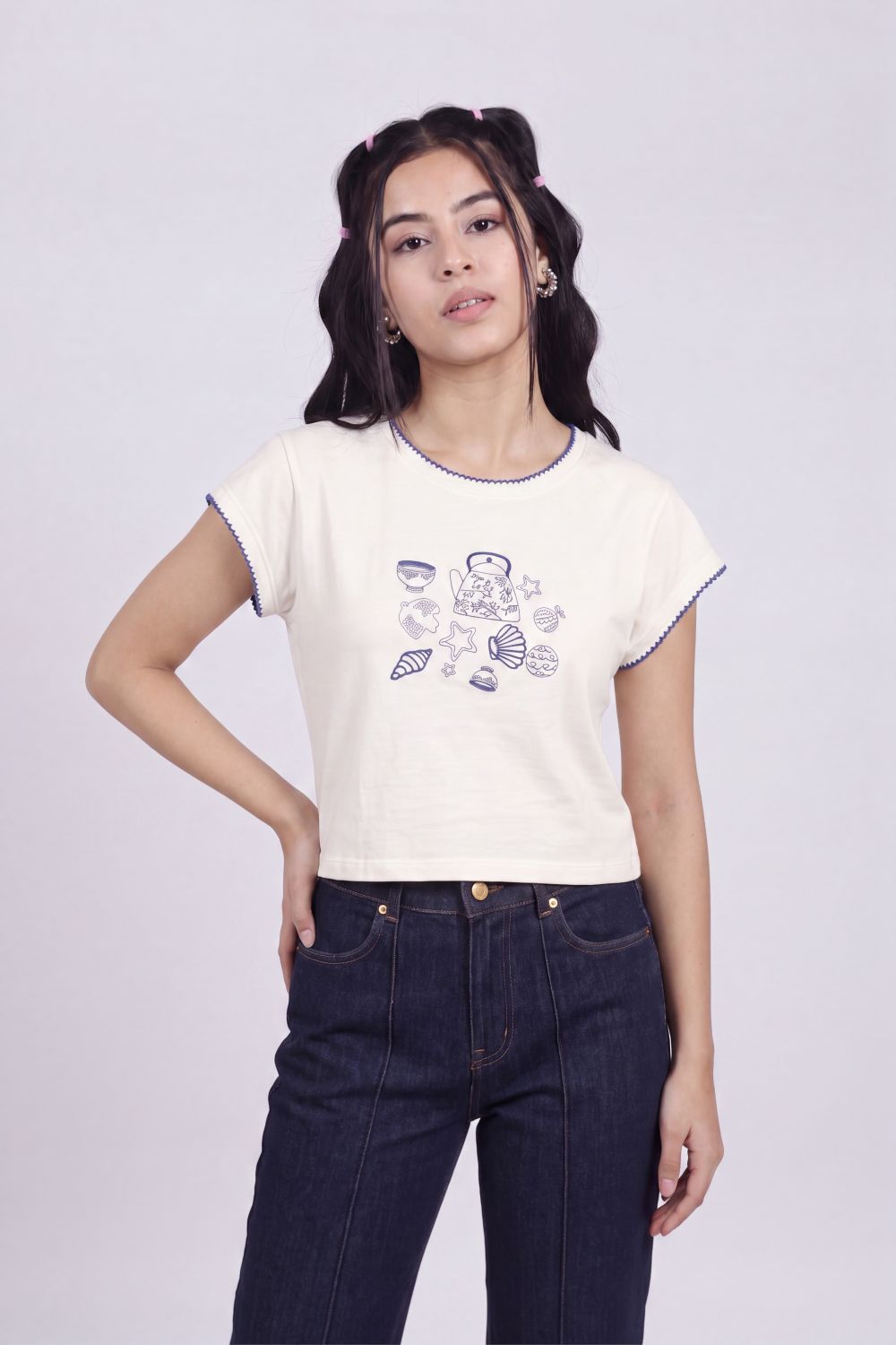 White Sea Life Graphic Printed Crop T-Shirt for Women - Image 1