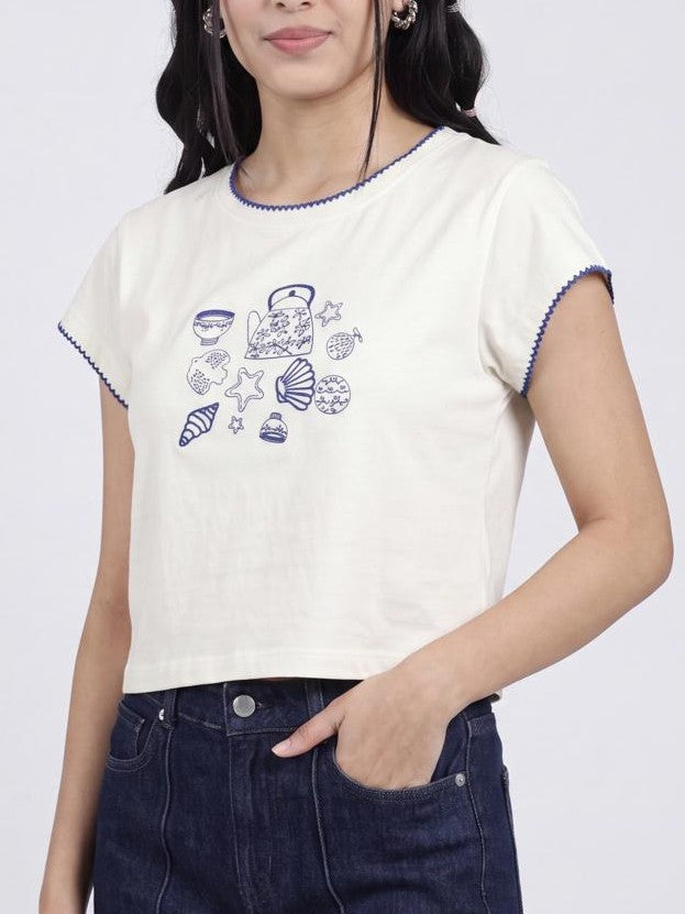 White Sea Life Graphic Printed Crop T-Shirt for Women - Image 3