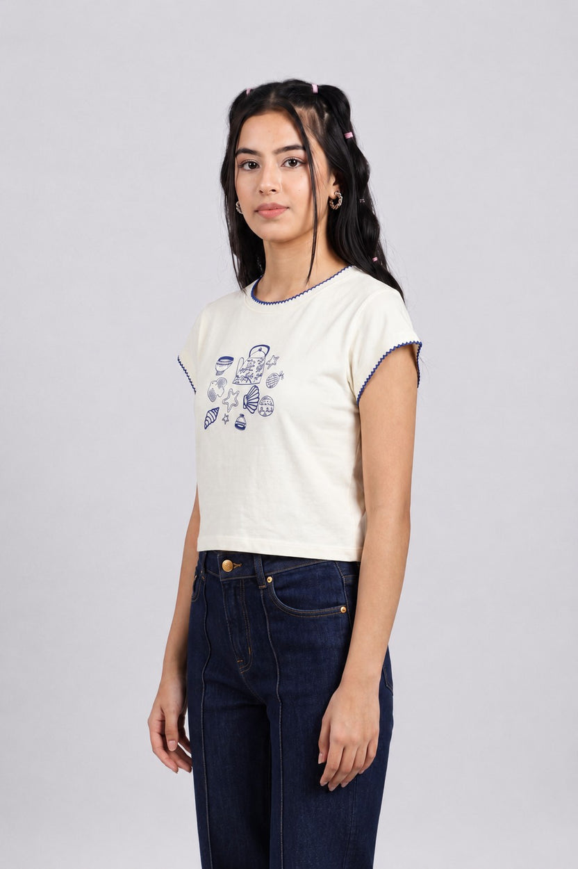 White Sea Life Graphic Printed Crop T-Shirt for Women - Image 4