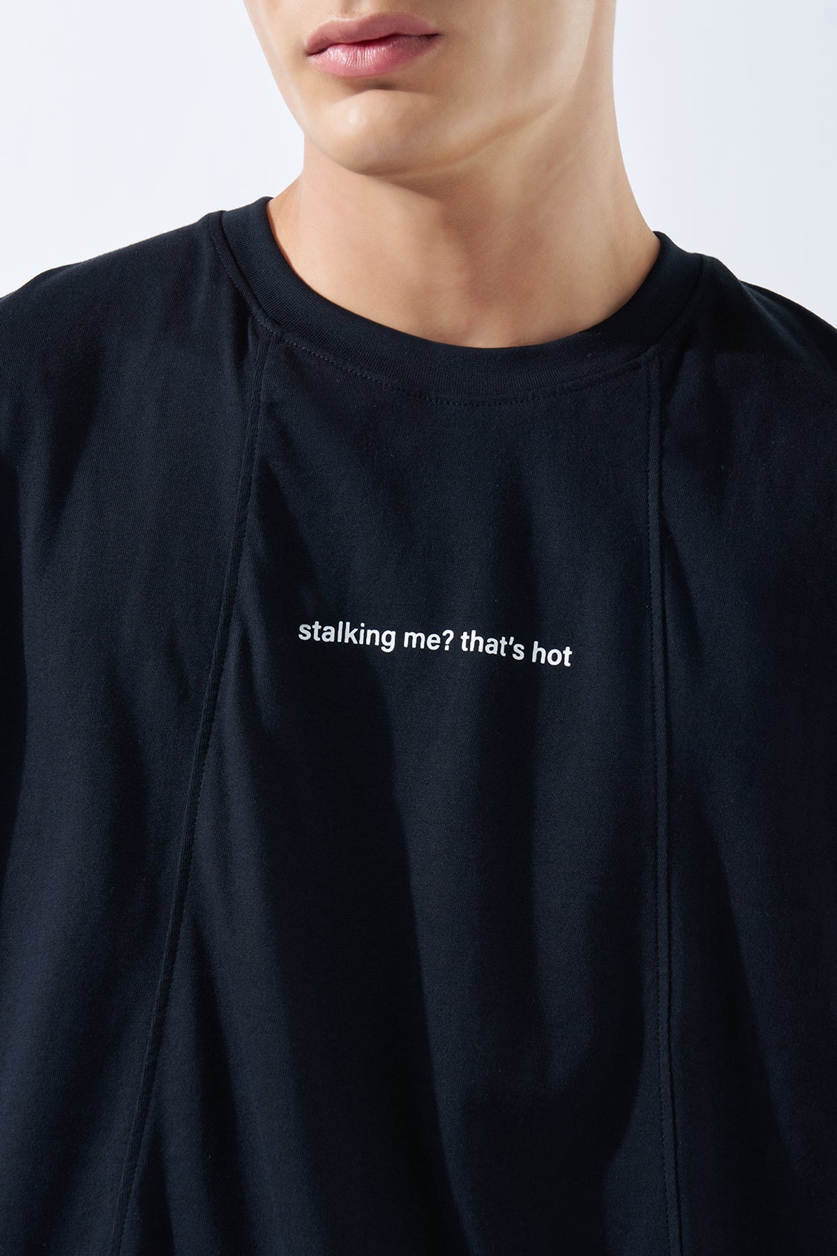 Black Sleeveless Slogan T-Shirt for Men - Image 7