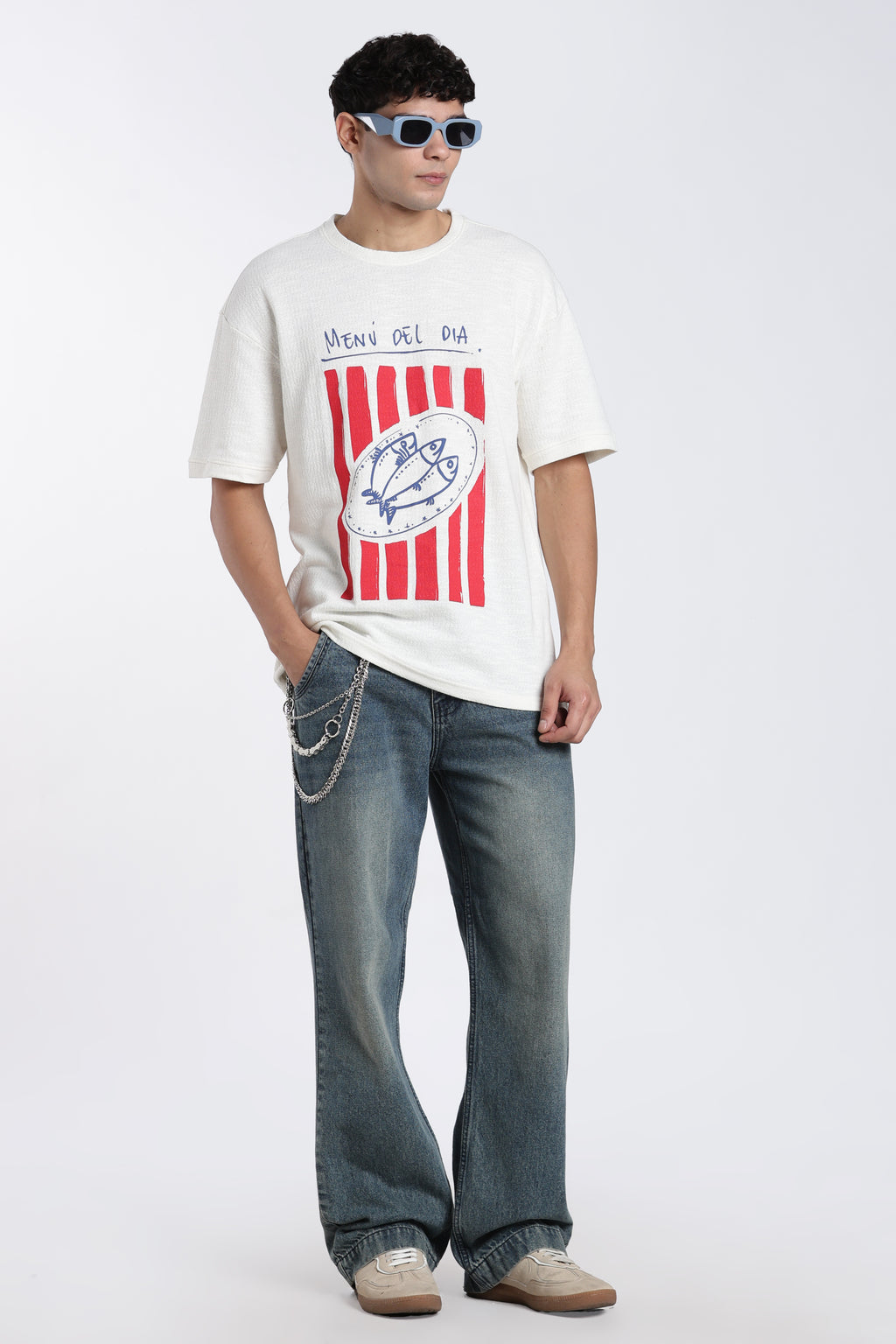 Off White Graphic Oversized Fit T-Shirt for Men - Image 6