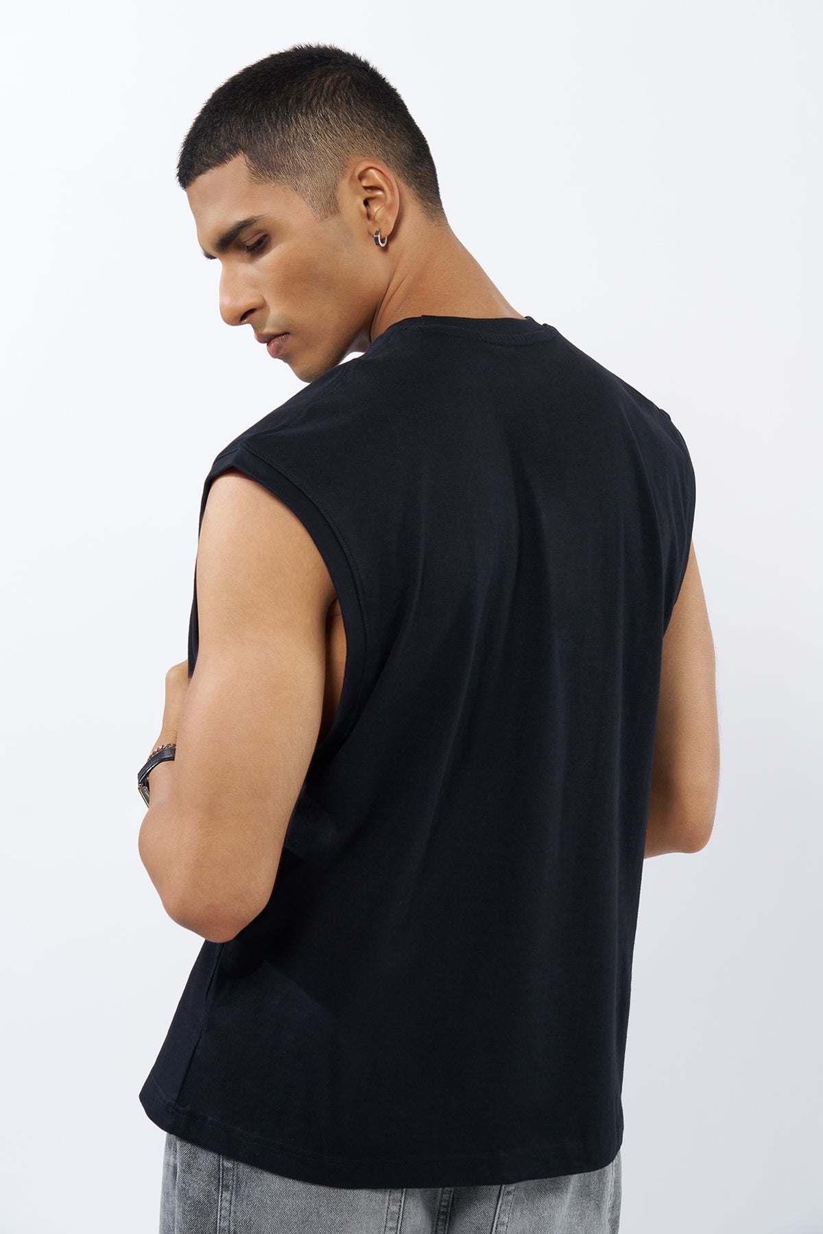 Black Graphic Printed Regular Fit T-Shirt for Men - Image 5