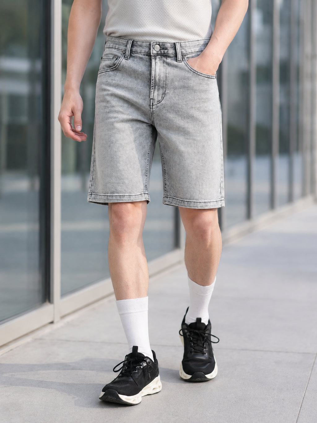 Grey Solid Regular Fit Shorts for Men - Image 1