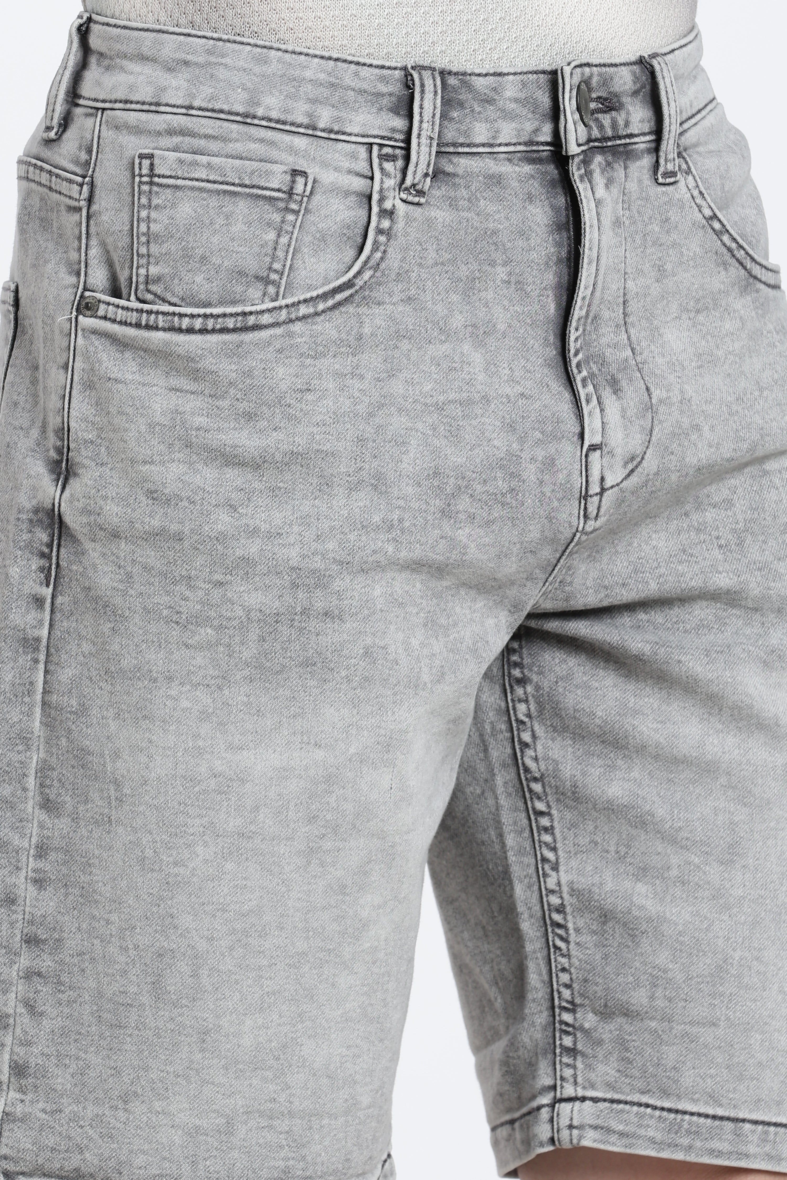Grey Solid Regular Fit Shorts for Men - Image 3