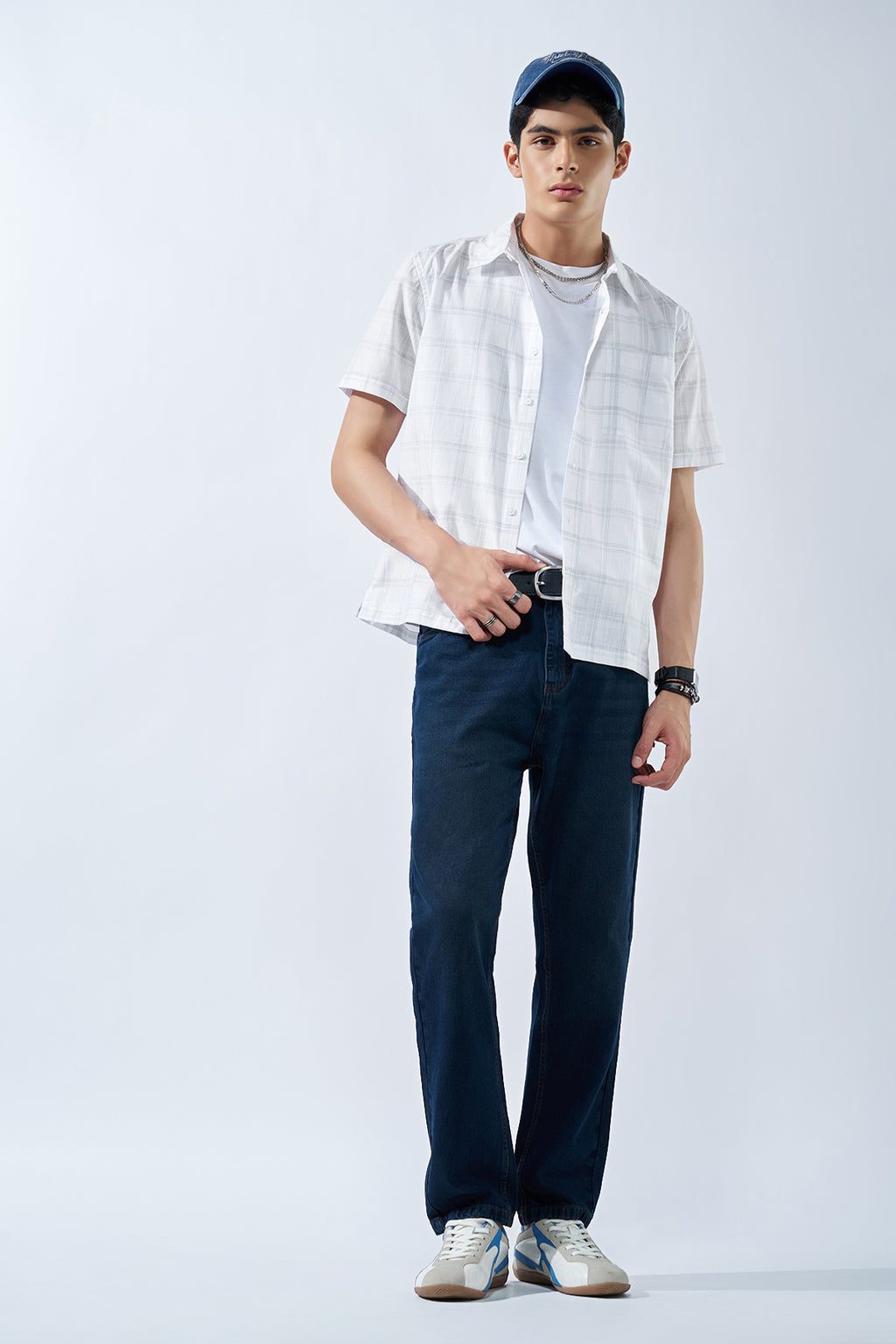 Off-White Checks Regular Fit Shirt for Men - Image 6