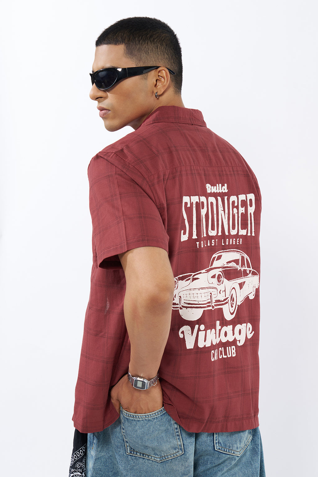 Red Graphic Printed Regular Fit Shirt for Men - Image 1