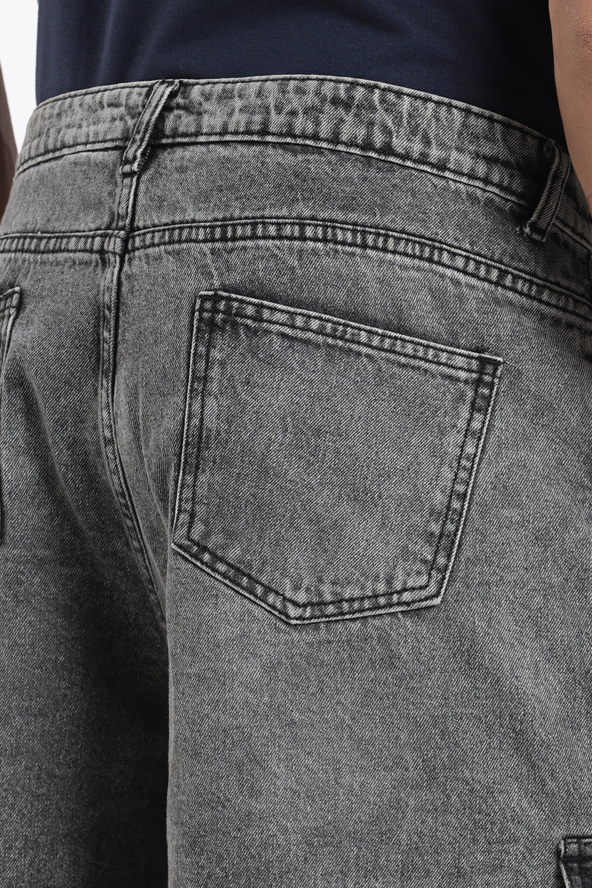 Charcoal Solid Regular Fit Shorts - Image 3