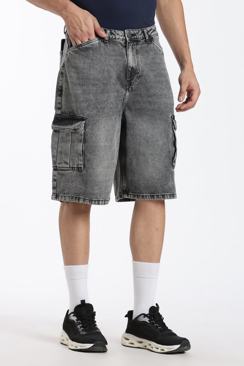 Charcoal Solid Regular Fit Shorts - Image 4