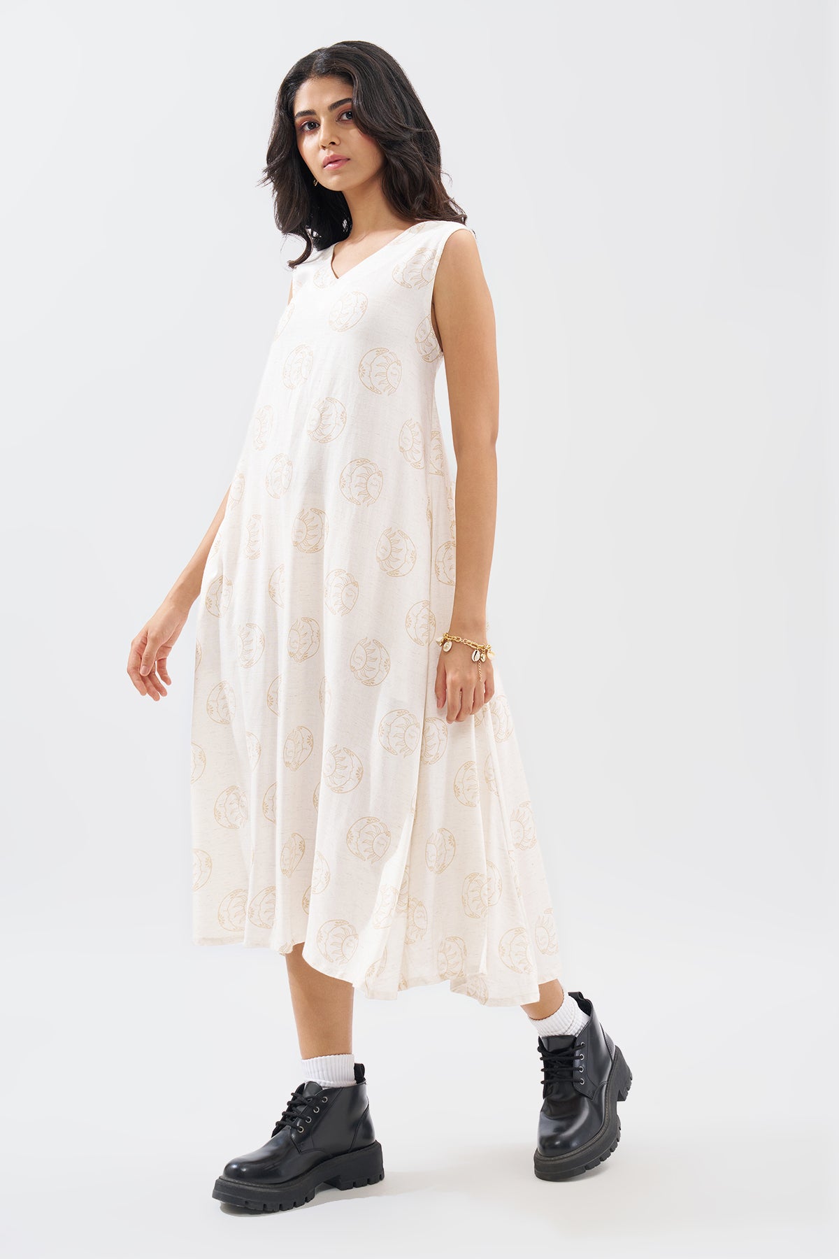 Ecru Motif Print Sleeveless Dress for Women - Image 4
