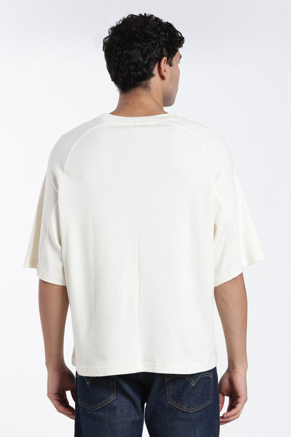 Off White Oversized Fit T-Shirt for Men - Image 5