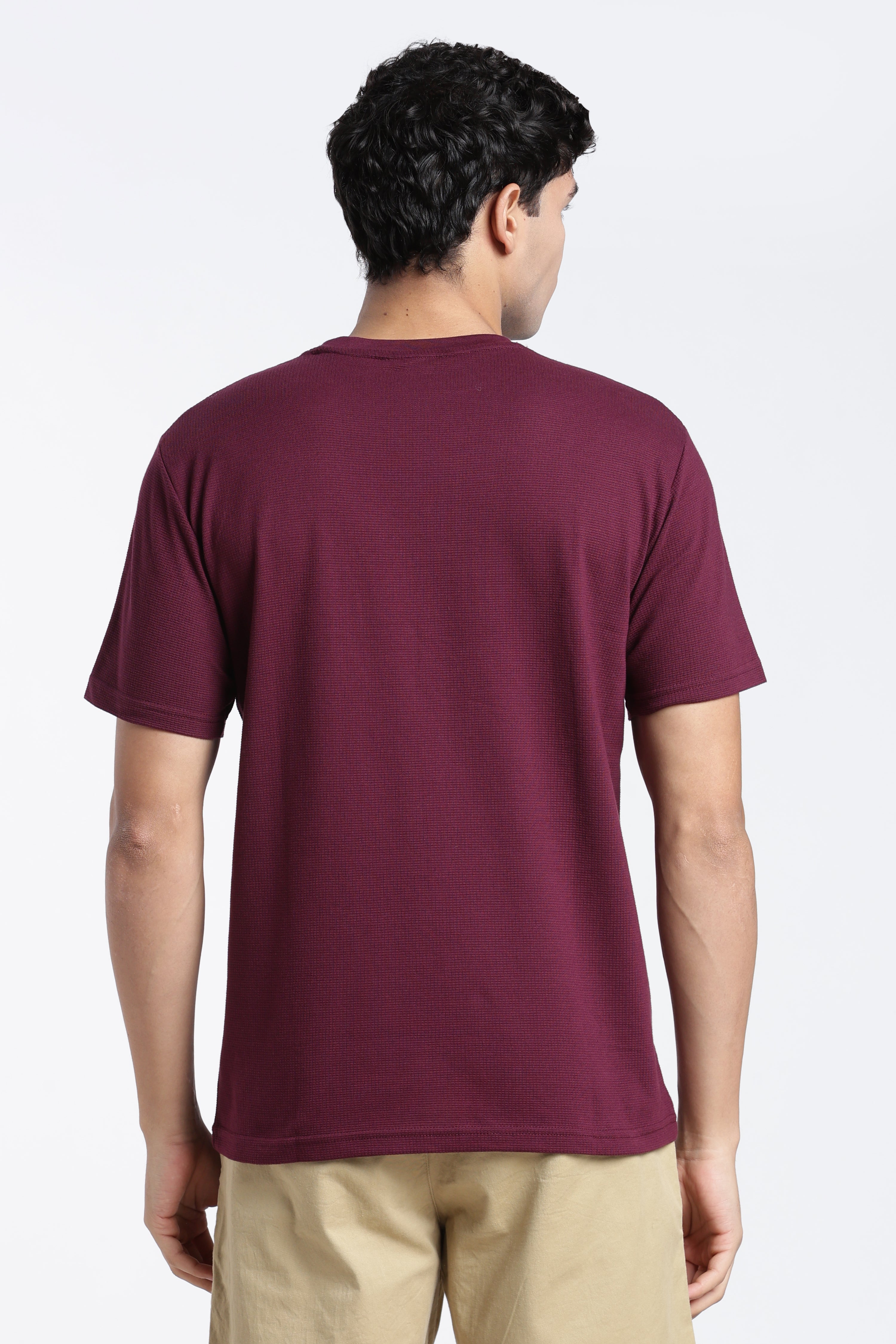 Wine Textured Regular Fit T-Shirt for Men - Image 4