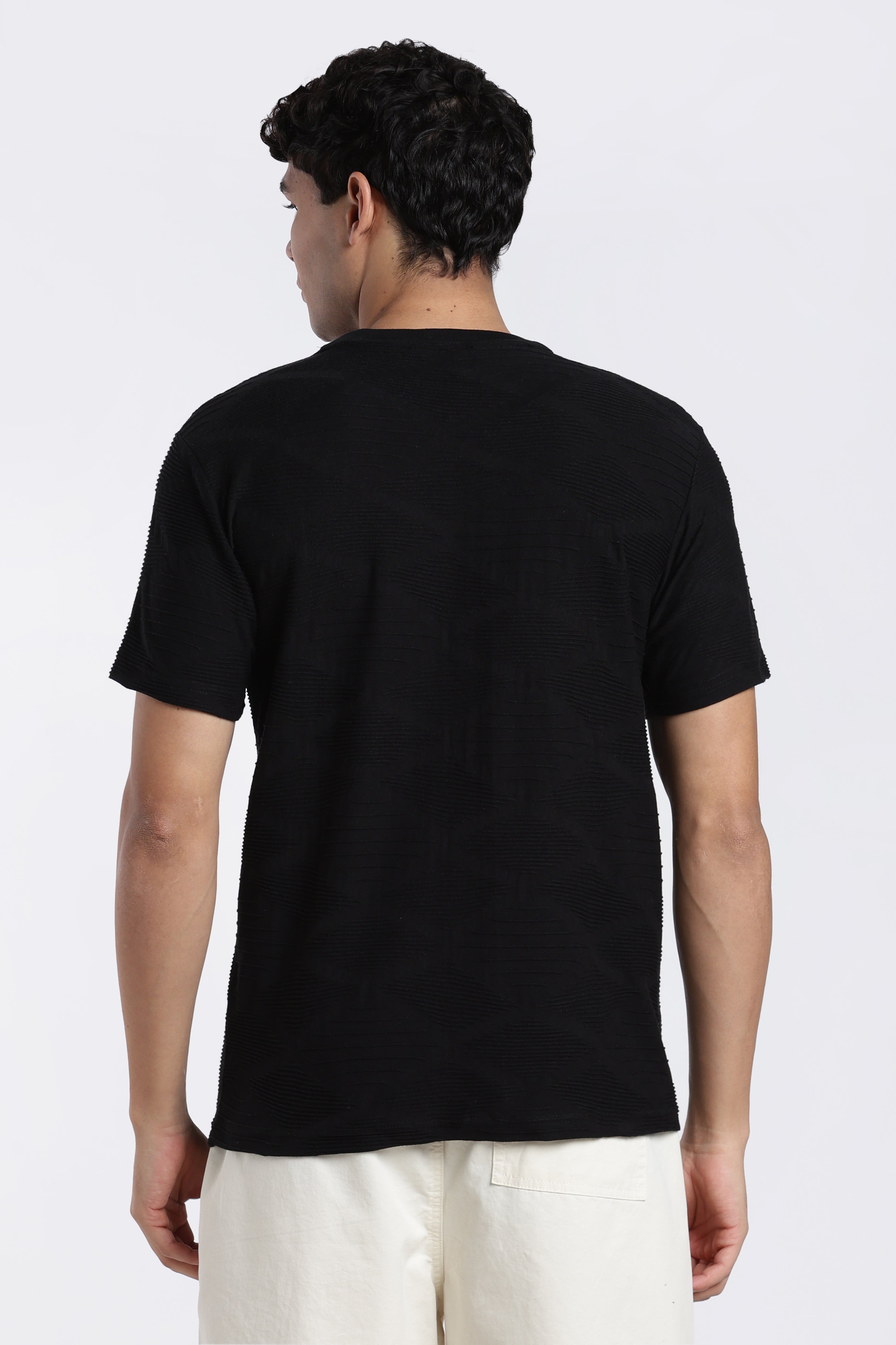 Black Textured Regular Fit T-Shirt for Men - Image 5
