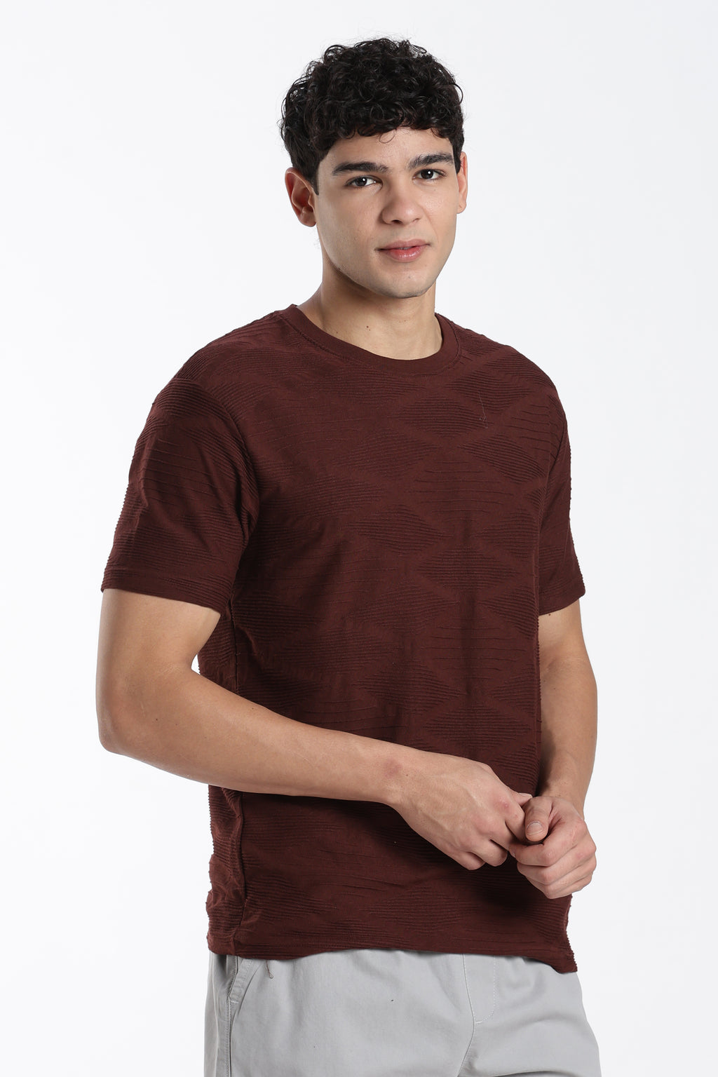 Maroon Textured Regular Fit T-Shirt for Men - Image 3