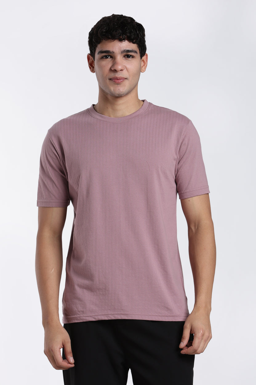 Mauve Textured Regular Fit T-Shirt For Men - Image 2